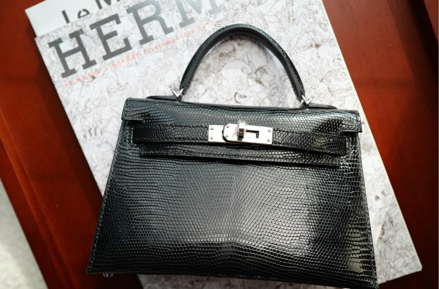 BNIB Hermès Mini Kelly 20 Noir Black Lizard Palladium Hardware Stamp W 2025 en venta 4
