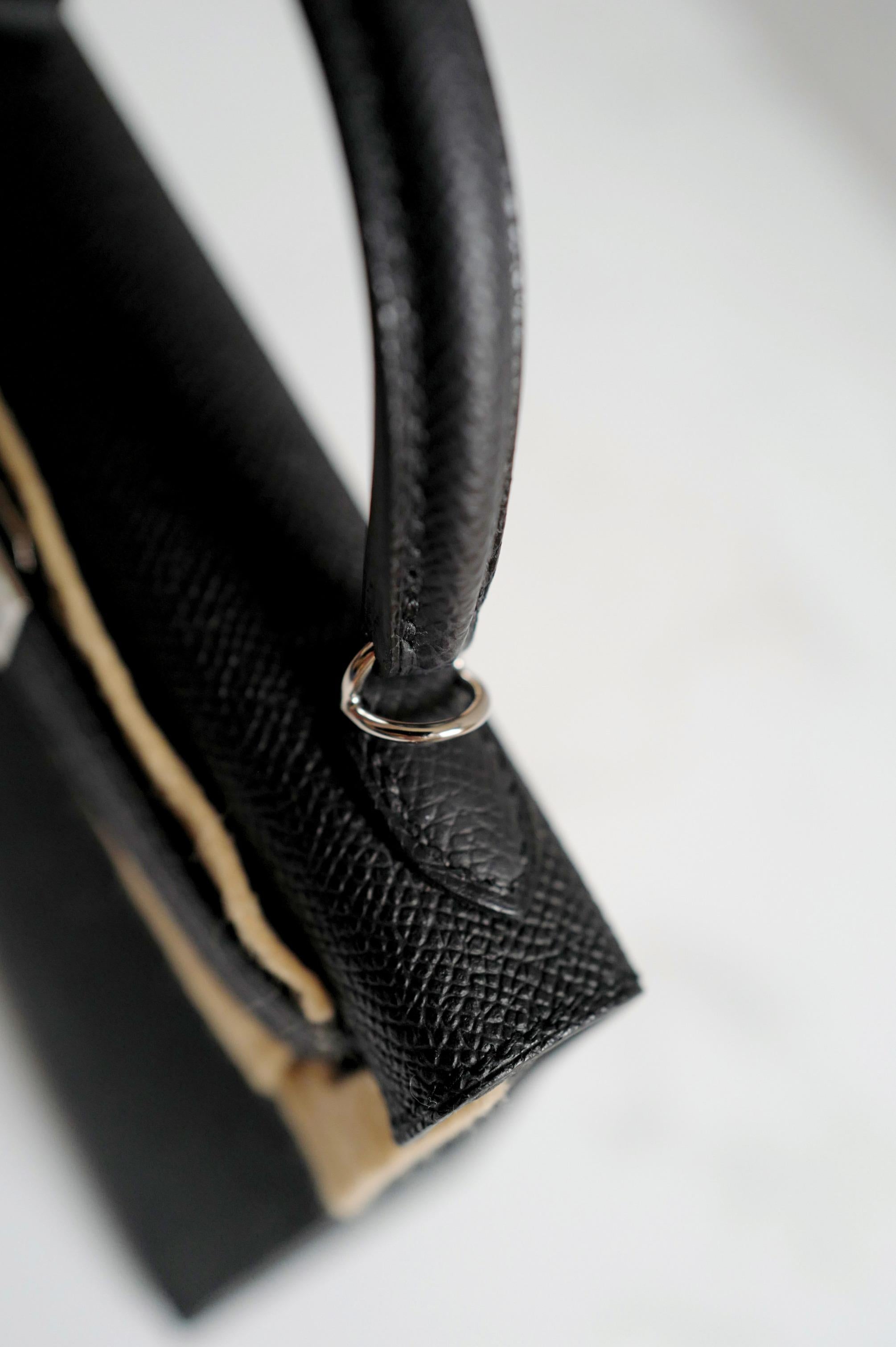 BNIB Hermes Mini Kelly Noir Nero Epsom Electrum Hardware Timbro K 2025 in vendita 8