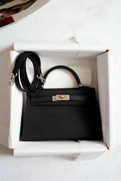 BNIB Hermes Mini Kelly Noir Black Epsom Electrum Hardware stamp K 2025