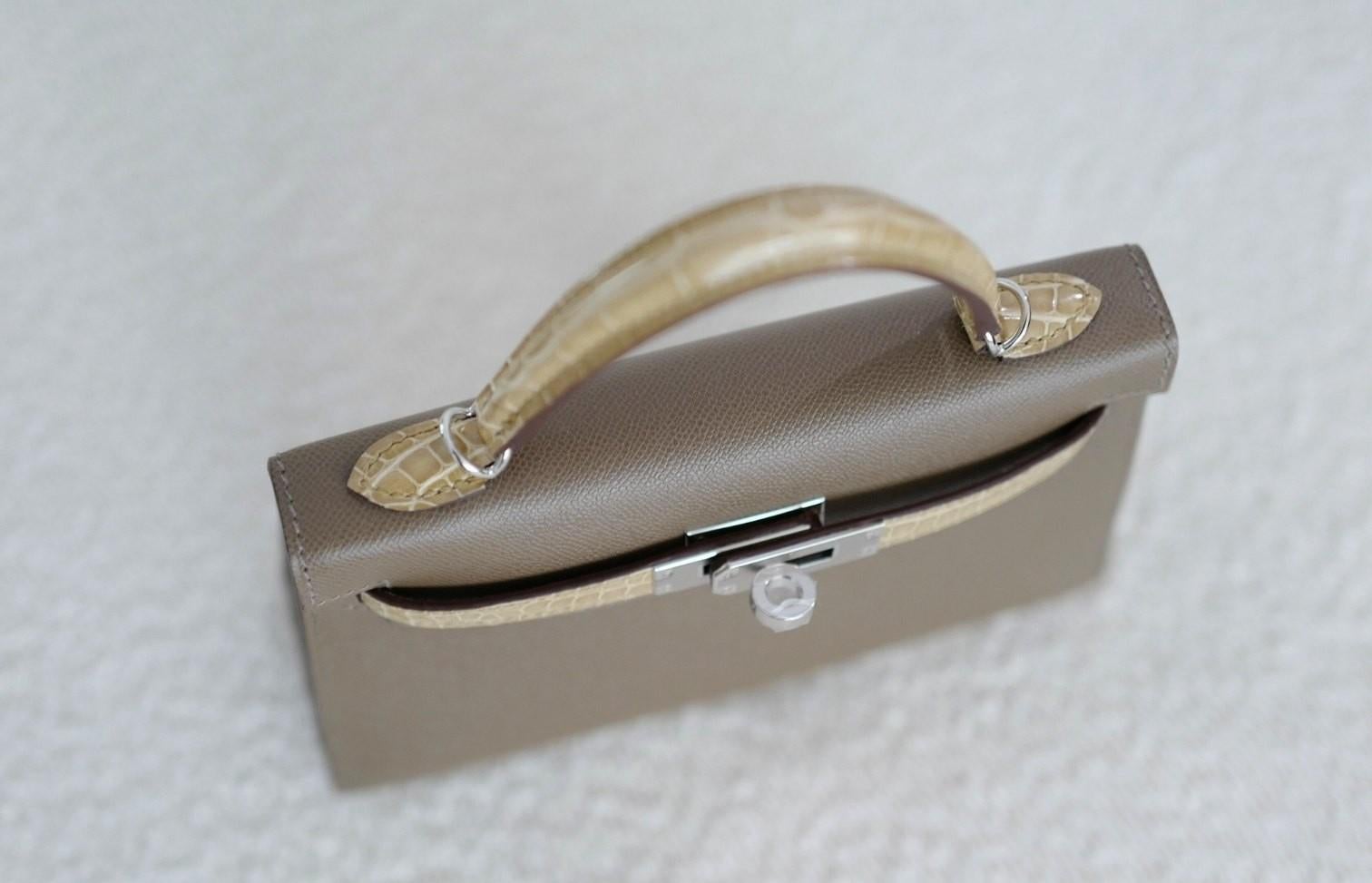 BNIB Hermes Mini Kelly touch Madame/Shiny Alligator in Etoupe Beige Sable PHW en venta 14