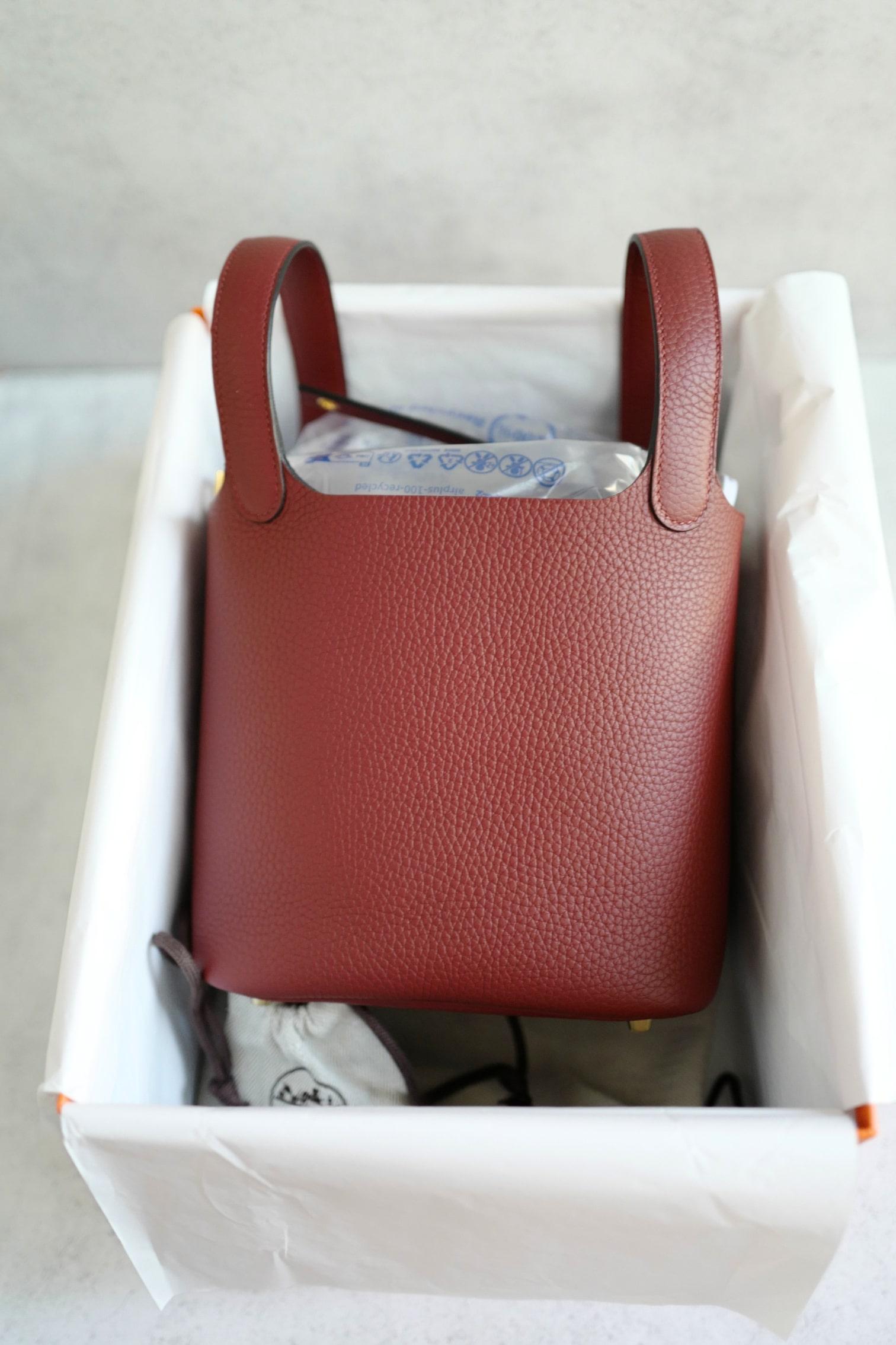 BNIB Hermès Picotin 18 Bag Rouge H Clemence Leather with Gold Hardware en vente 6