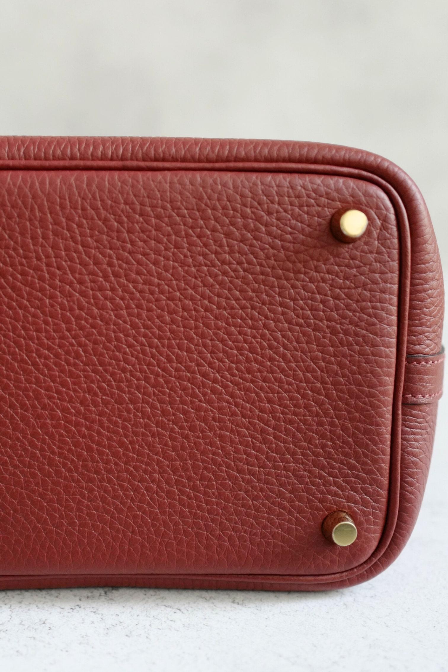 BNIB Hermès Picotin 18 Bag Rouge H Clemence Leather with Gold Hardware en vente 15