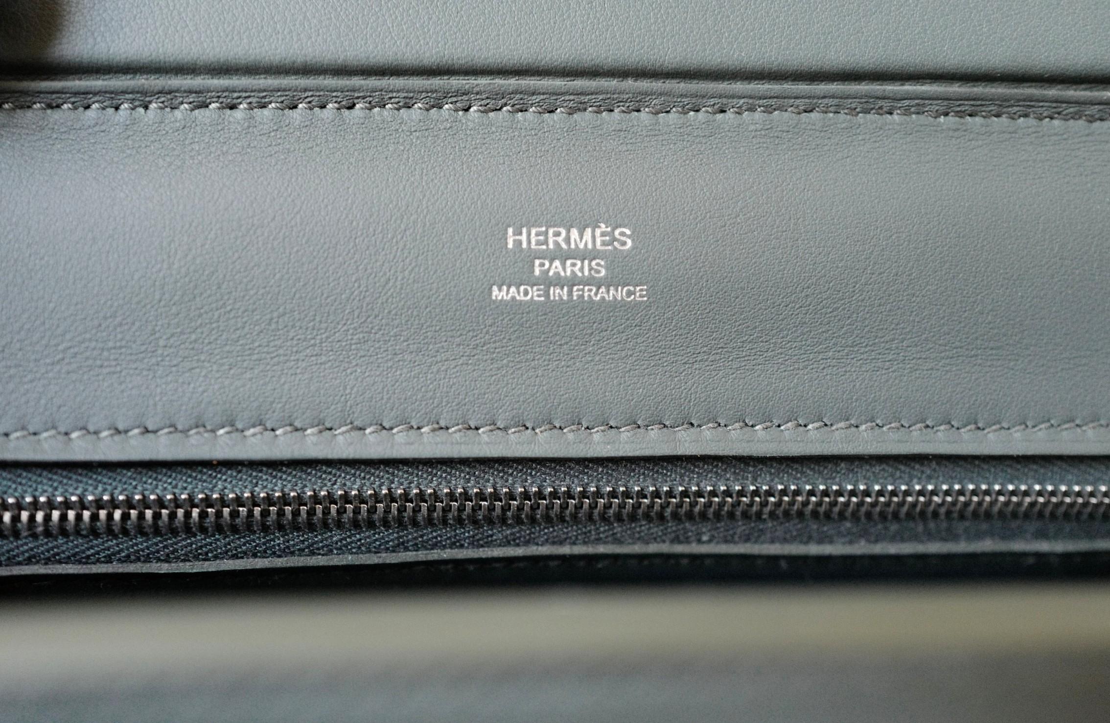 BNIB Hermès Sac 24/24-21 Bag Veau Grizzly & Swift Sable Gris Vert Mangrove PHW en vente 8