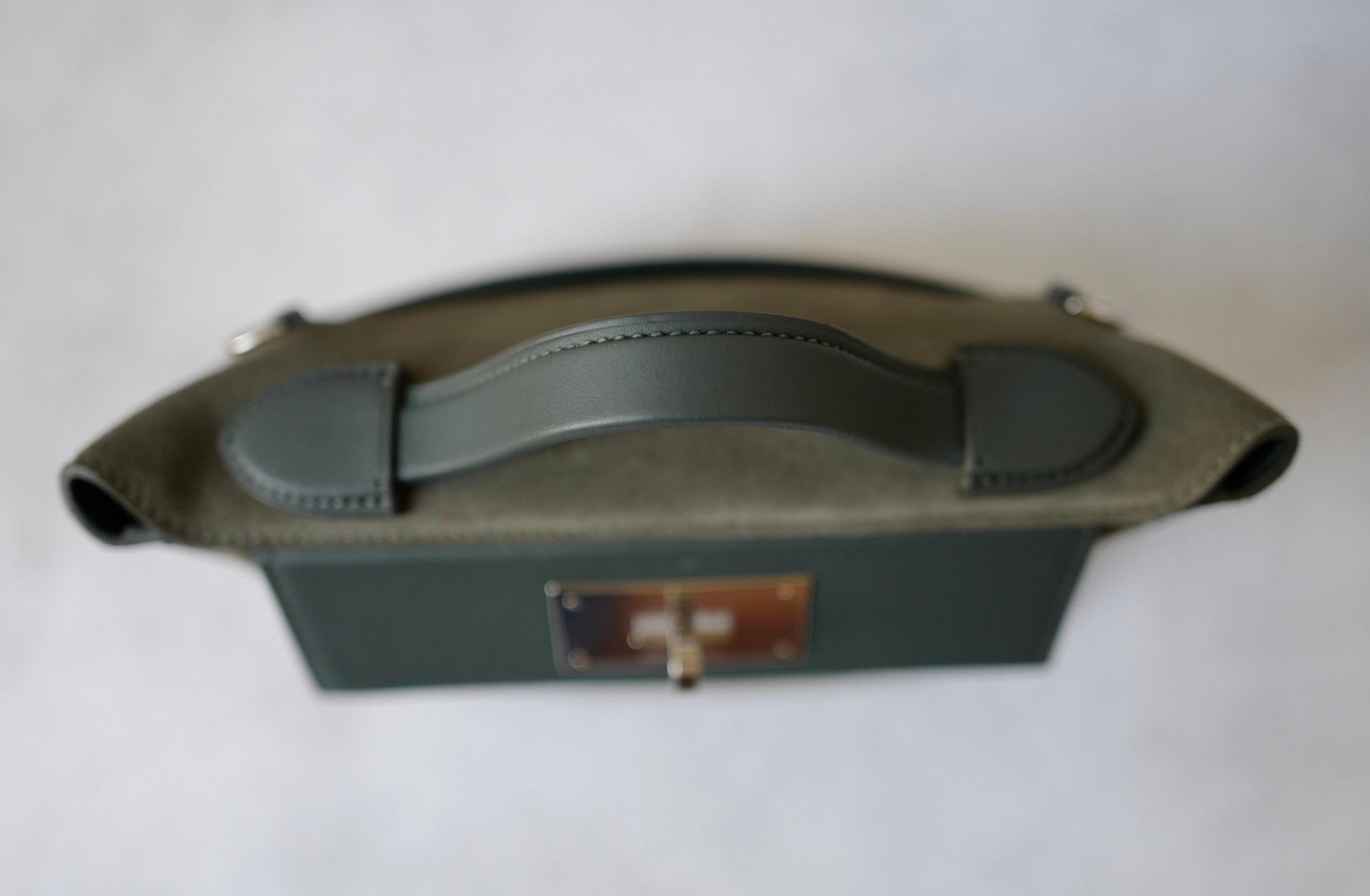 BNIB Hermès Sac 24/24-21 Bag Veau Grizzly & Swift Sable Gris Vert Mangrove PHW en vente 15