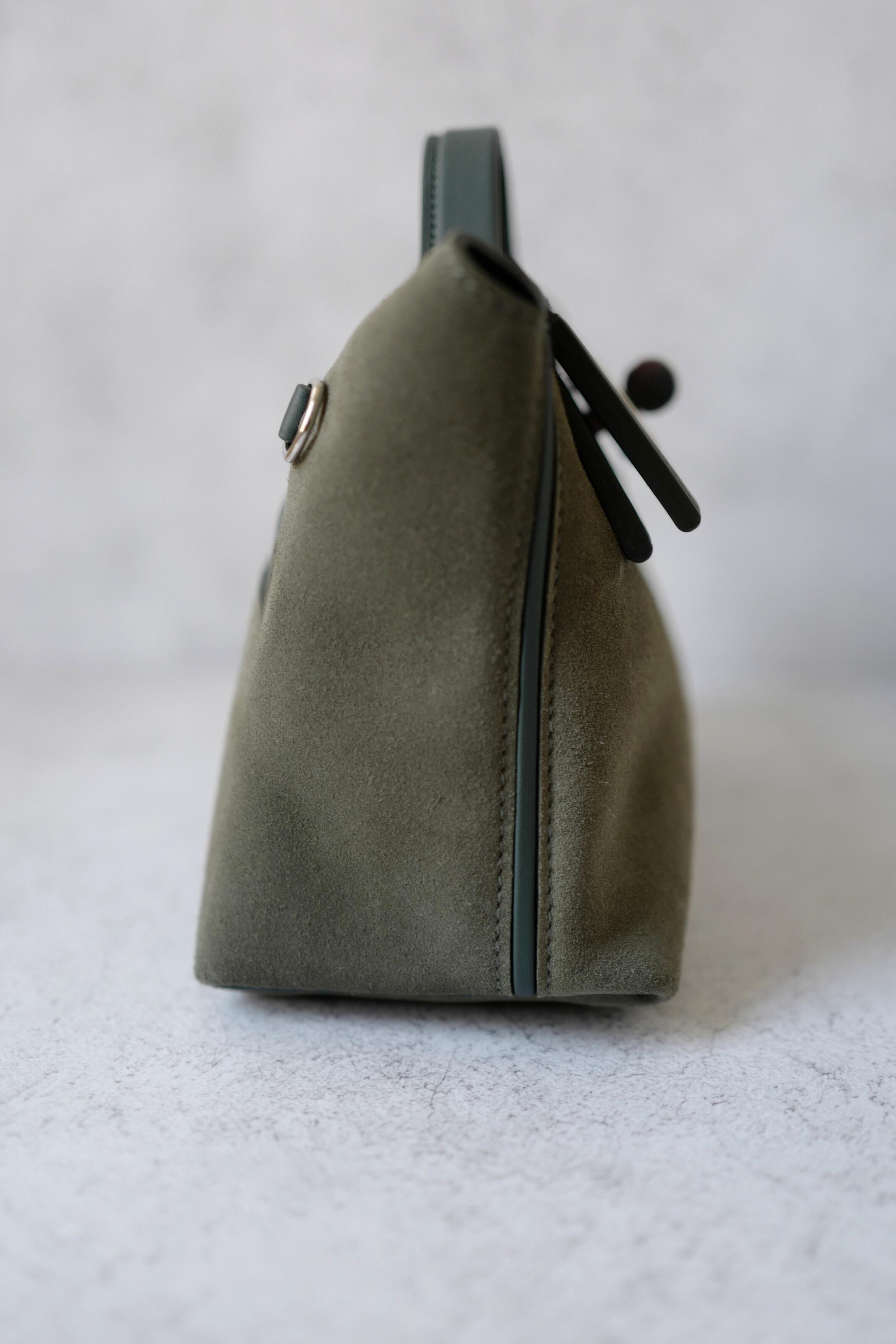 BNIB Hermès Sac 24/24-21 Bag Veau Grizzly & Swift Sable Gris Vert Mangrove PHW en vente 3