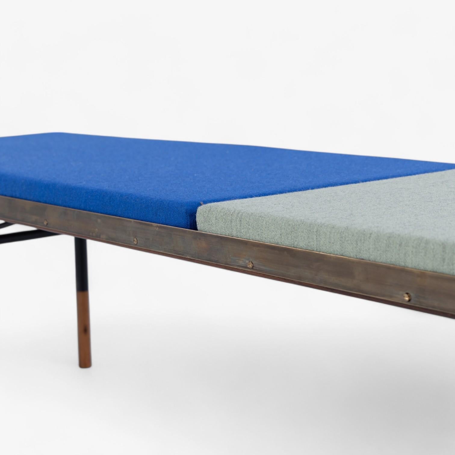 BO 101 - rare bench in Rio rosewood by Finn Juhl For Sale 3