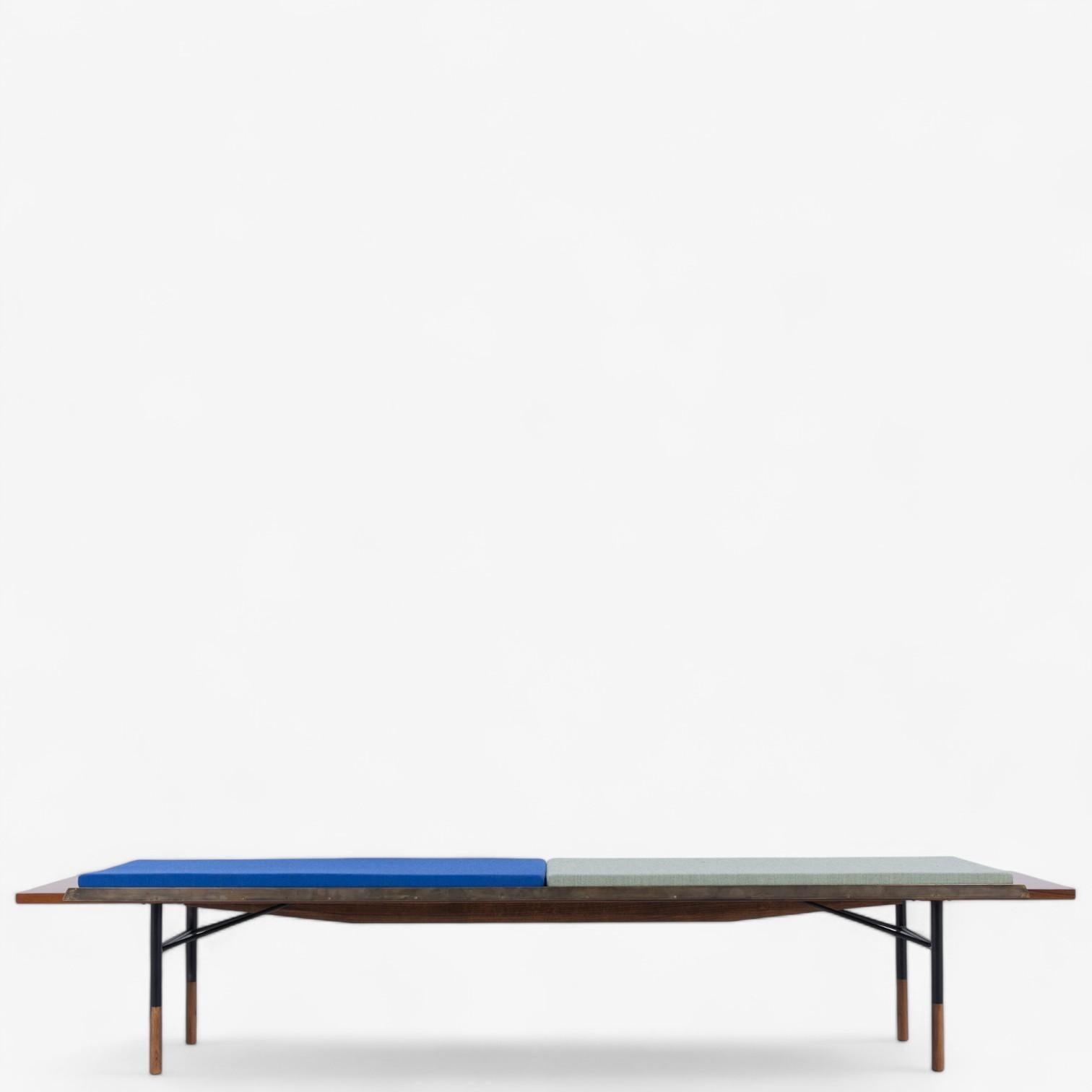 20th Century BO 101 - rare bench in Rio rosewood by Finn Juhl For Sale