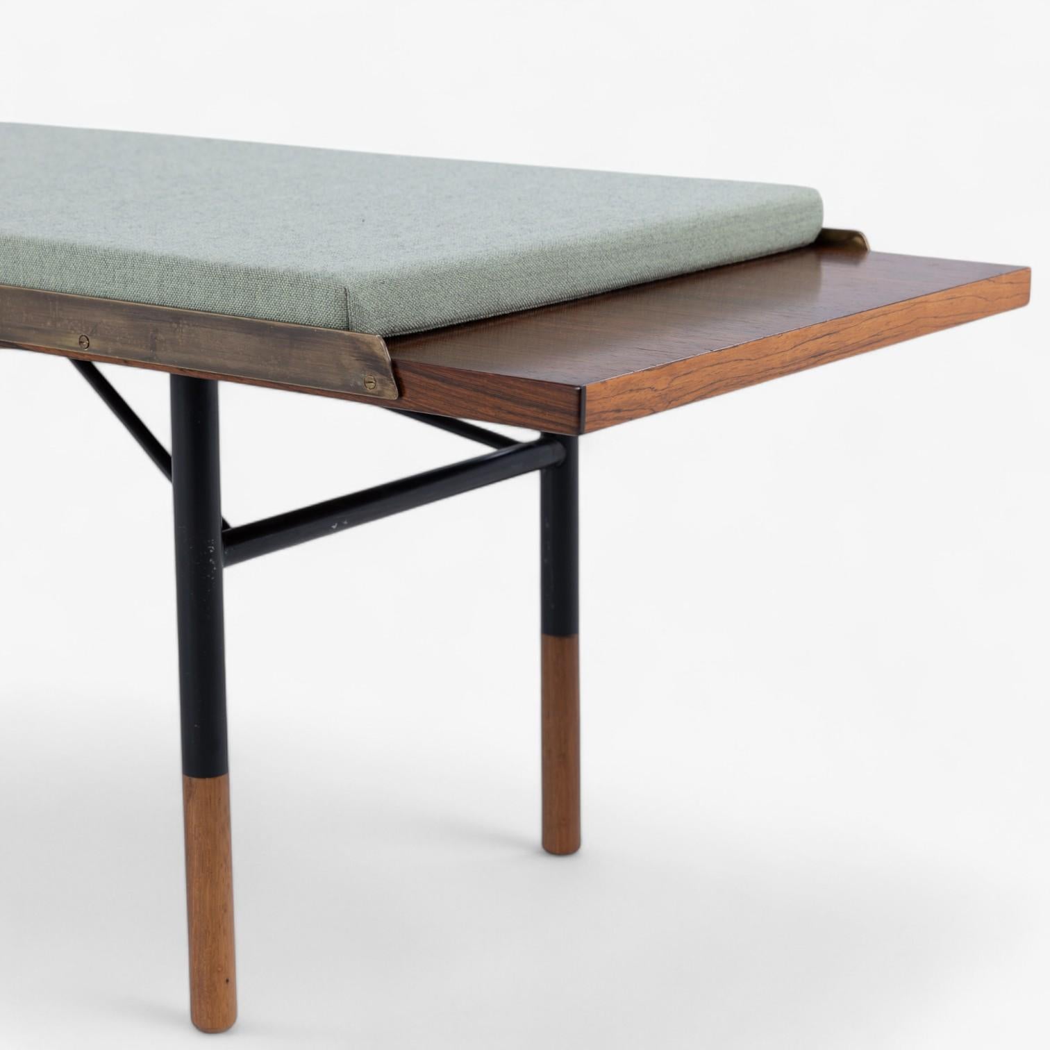 BO 101 - rare bench in Rio rosewood by Finn Juhl For Sale 2