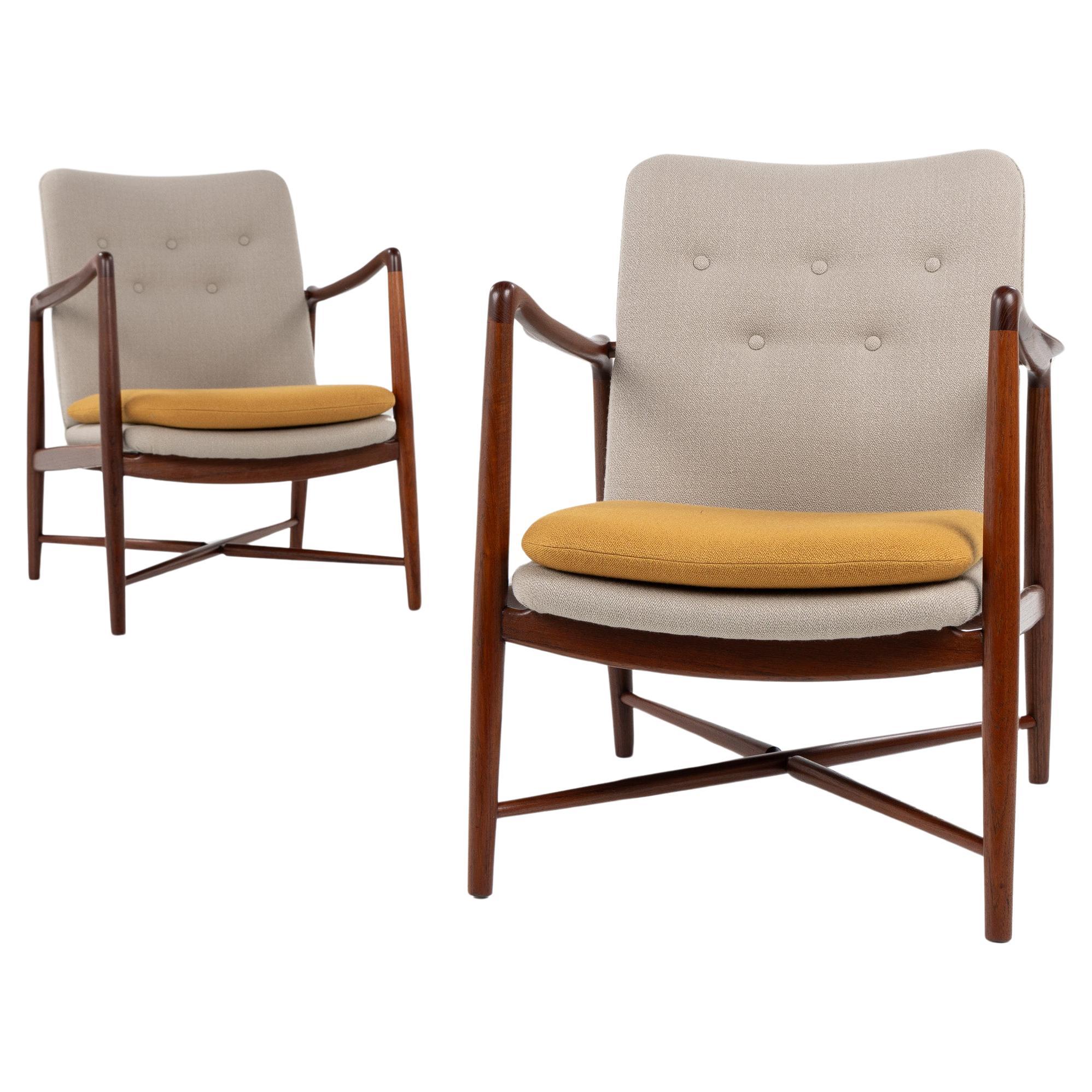 Bovirke Lounge Chairs