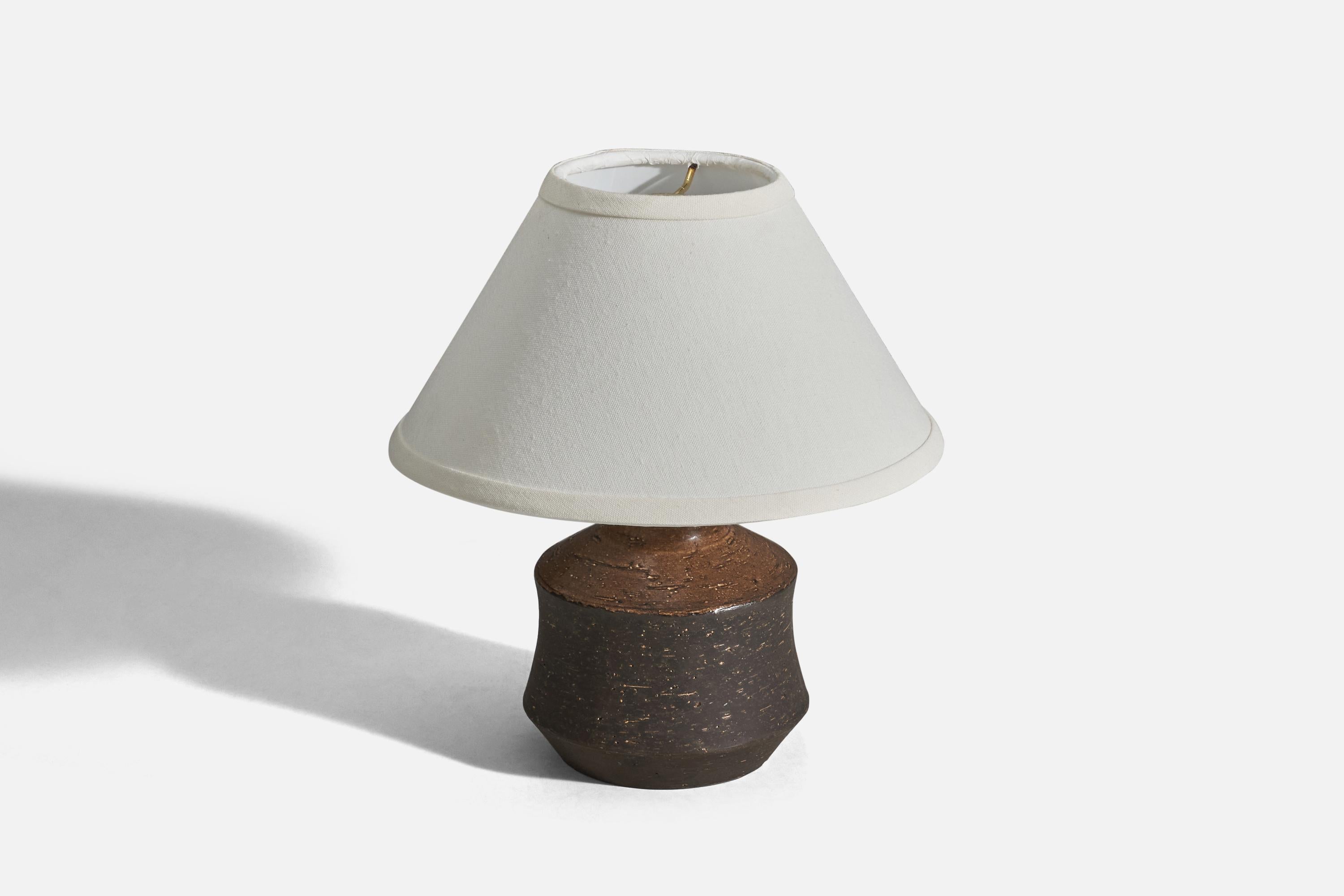 Scandinavian Modern Bo Bergström, Table Lamp, Brown Glazed Stoneware, Svensk Form, Sweden, 1950s For Sale