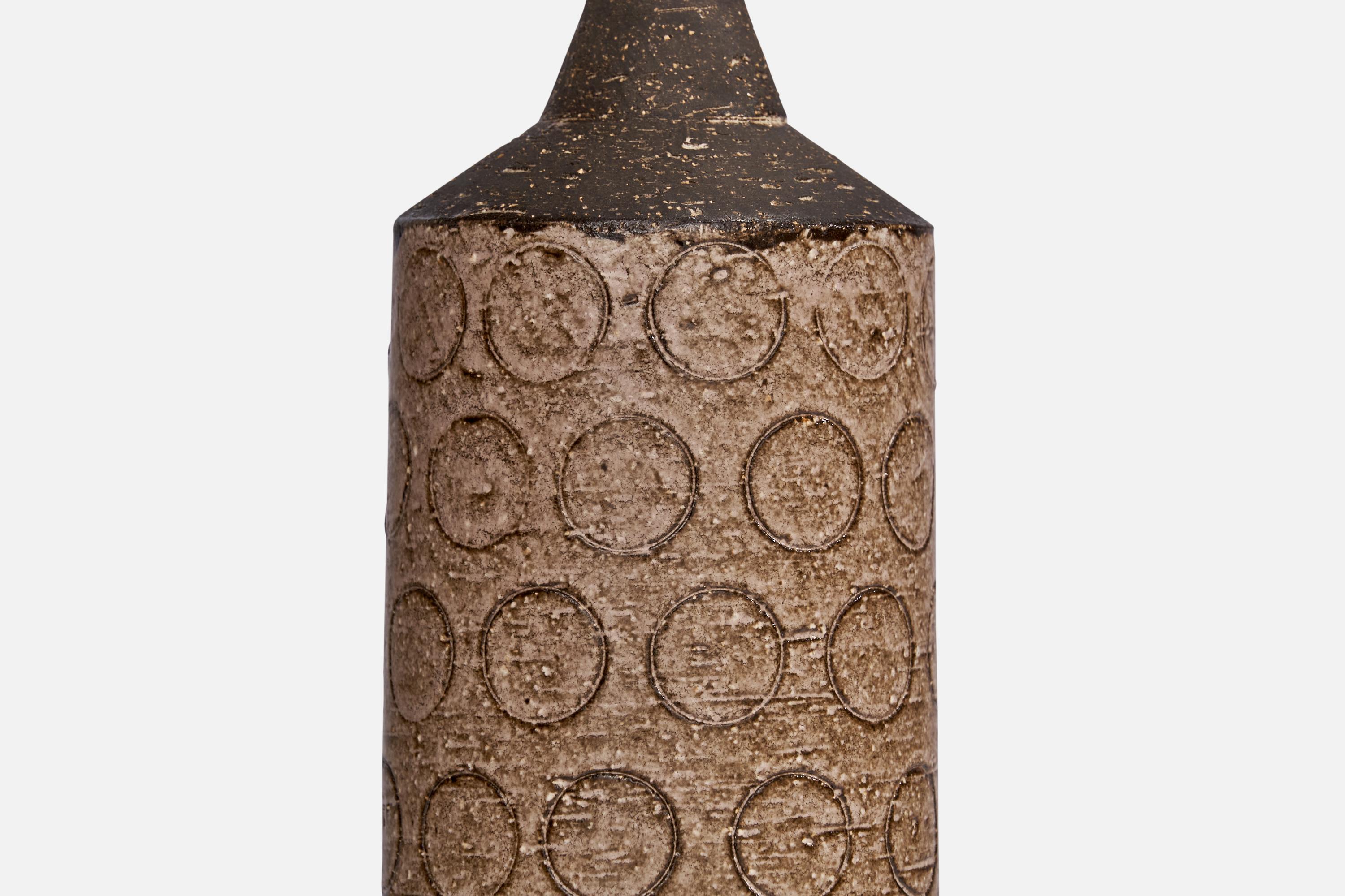 Bo Bergström, Table Lamp, Stoneware, Sweden, 1960s In Good Condition For Sale In High Point, NC
