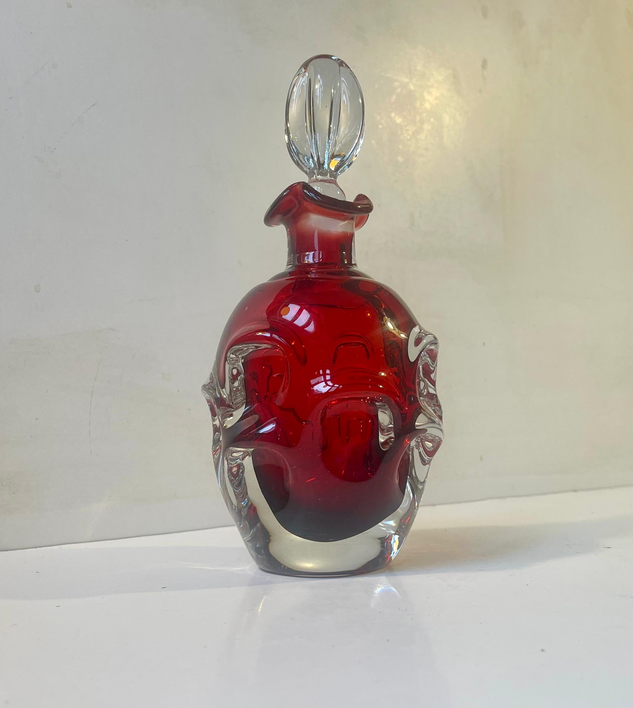Hand-Crafted Bo Borgström Ruby Red Abstract Glass Decanter for Aseda Sweden, 1960s For Sale