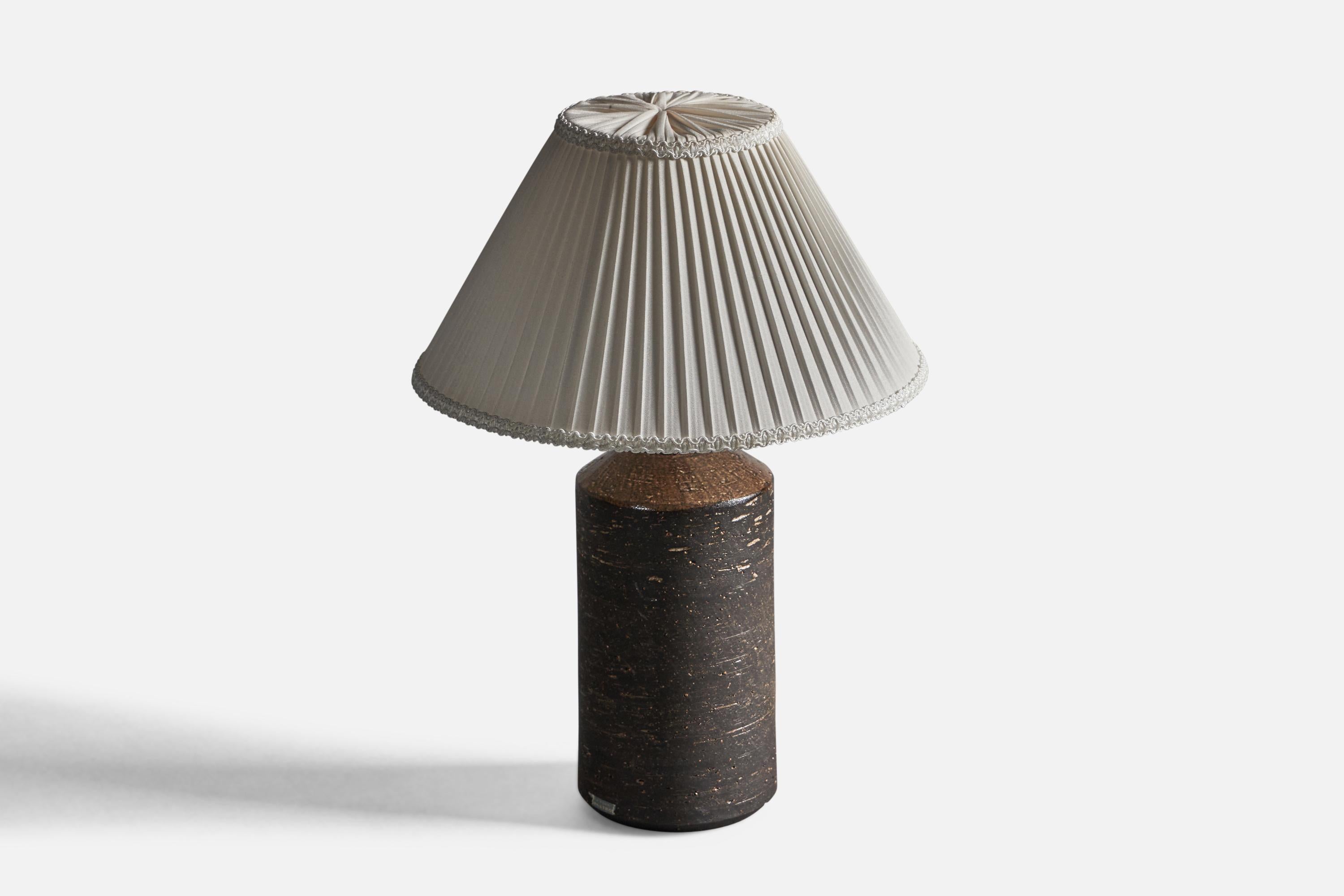 Mid-Century moderno Bo Borgström, Lampada da tavolo, gres, tessuto, Svezia, anni '60 in vendita