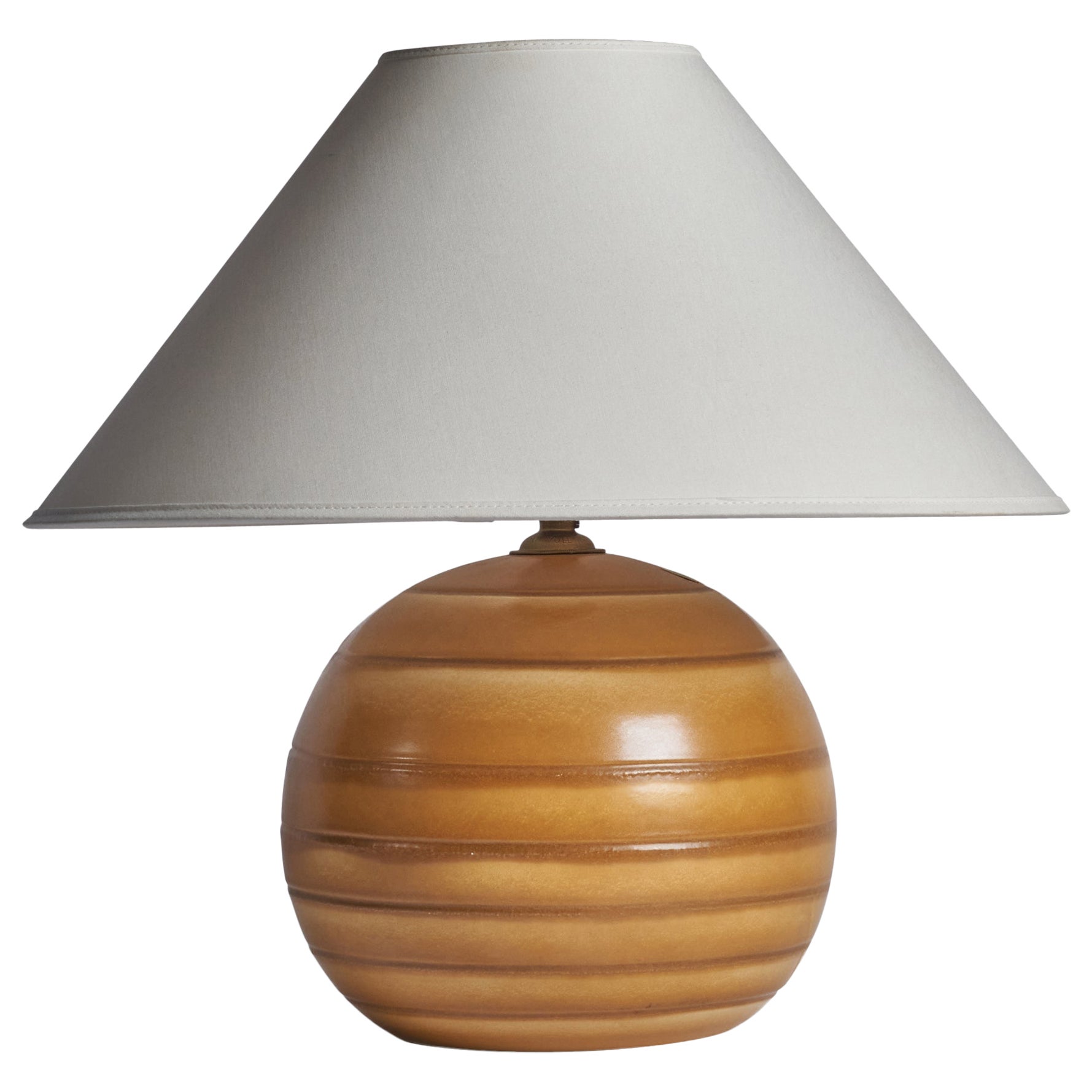 Bo Fajans, Table Lamp, Earthenware, Brass, Sweden, 1940s