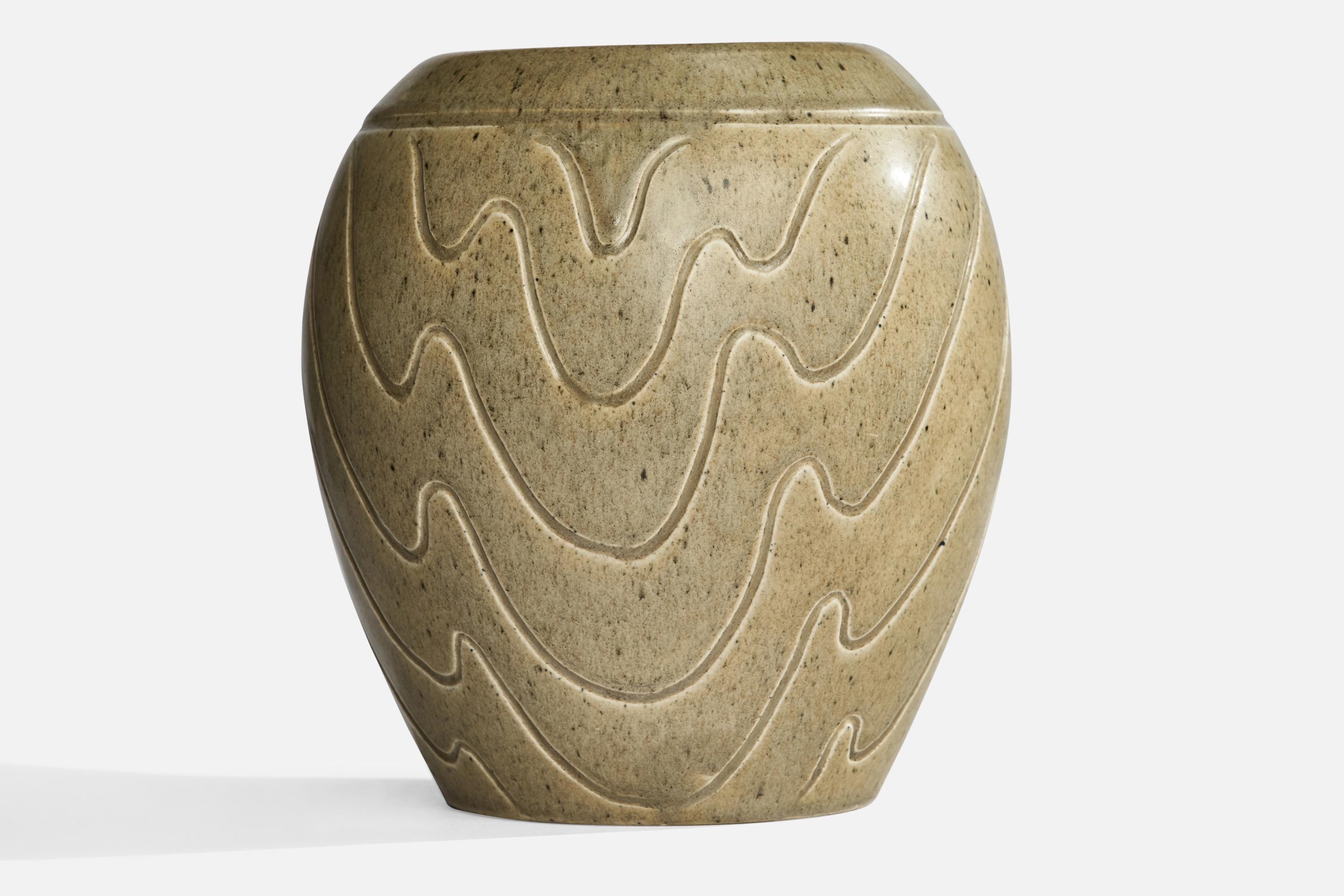 Mid-20th Century Bo Fajans, Vase, Ceramic, Sweden, 1940s For Sale