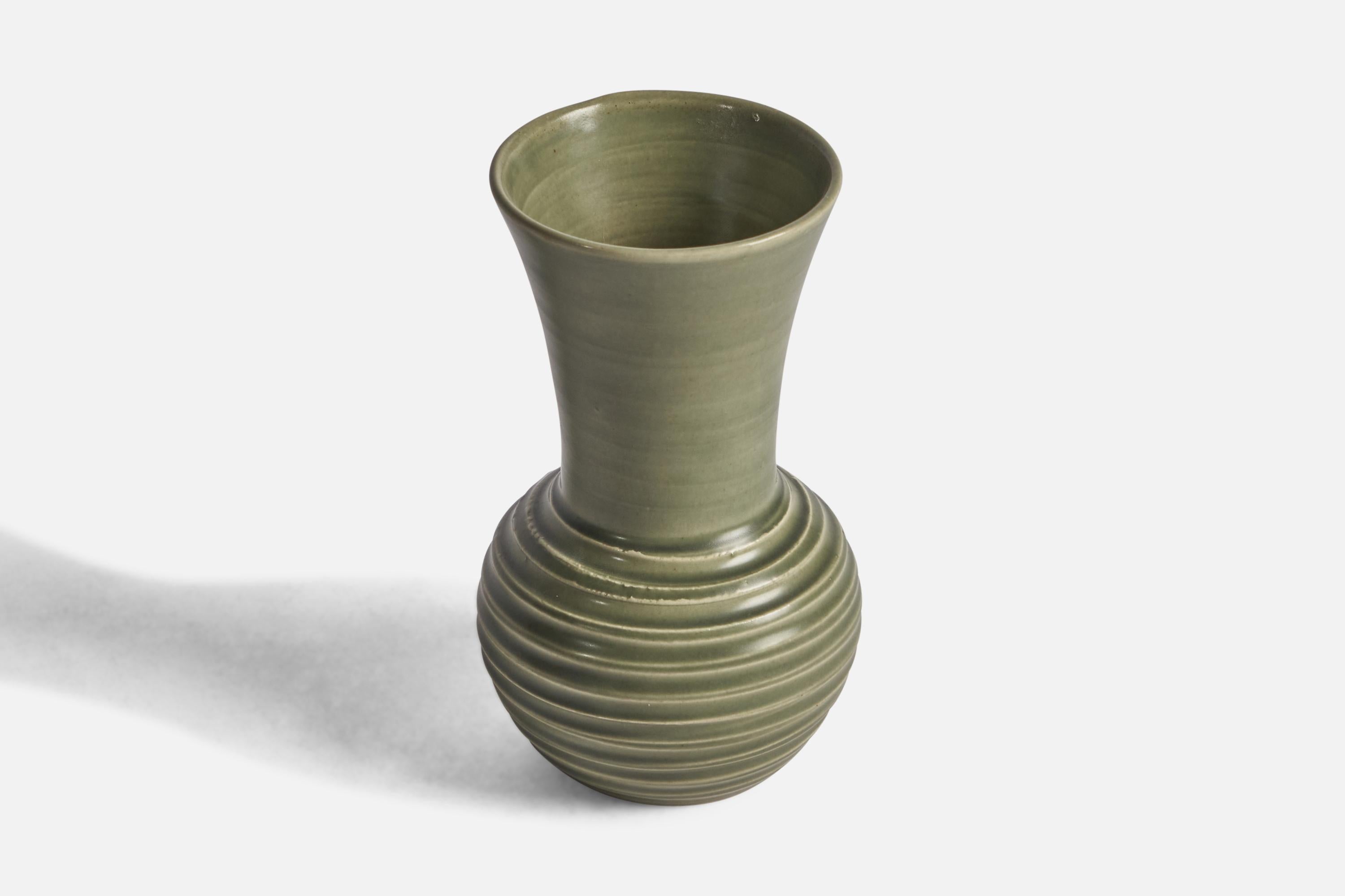 Mid-Century Modern Bo Fajans, Vase, Earthenware, Sweden, 1940s For Sale