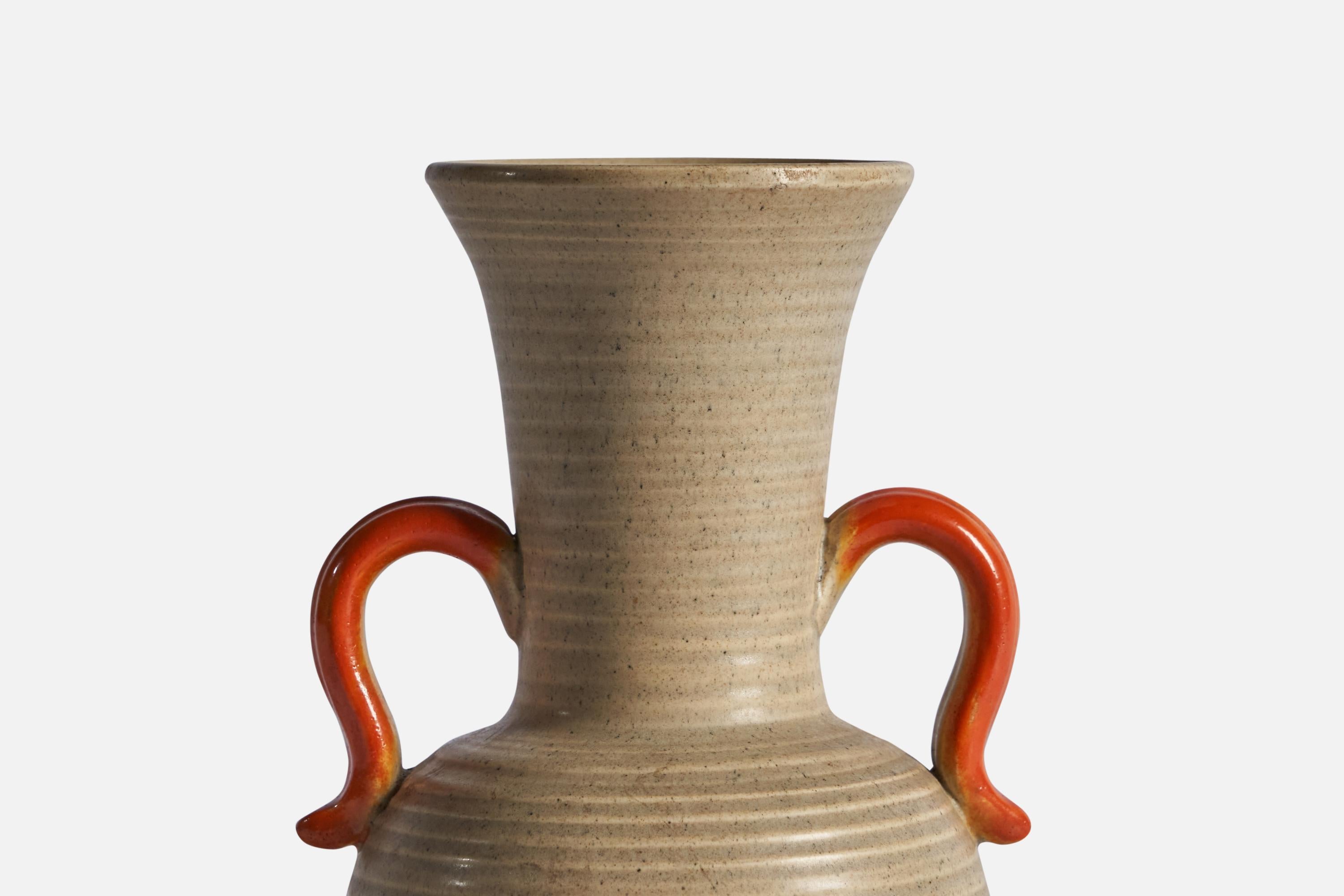 Scandinavian Modern Bo Fajans, Vase, Earthenware, Sweden, 1940s For Sale