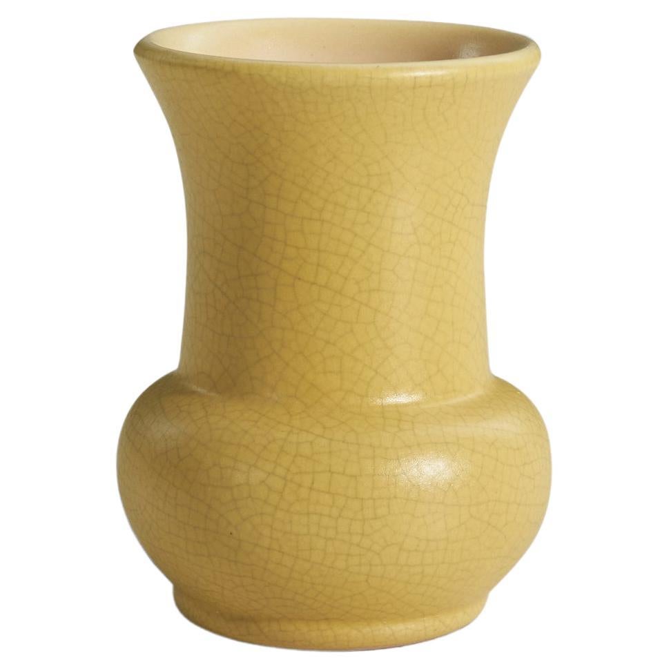 Vase en faïence émaillée jaune de Bo Fajans, Suède, années 1930