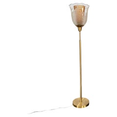 Bo Notini para Glössner - Lámpara de pie de vidrio grabado y latón, Suecia, c. 1940