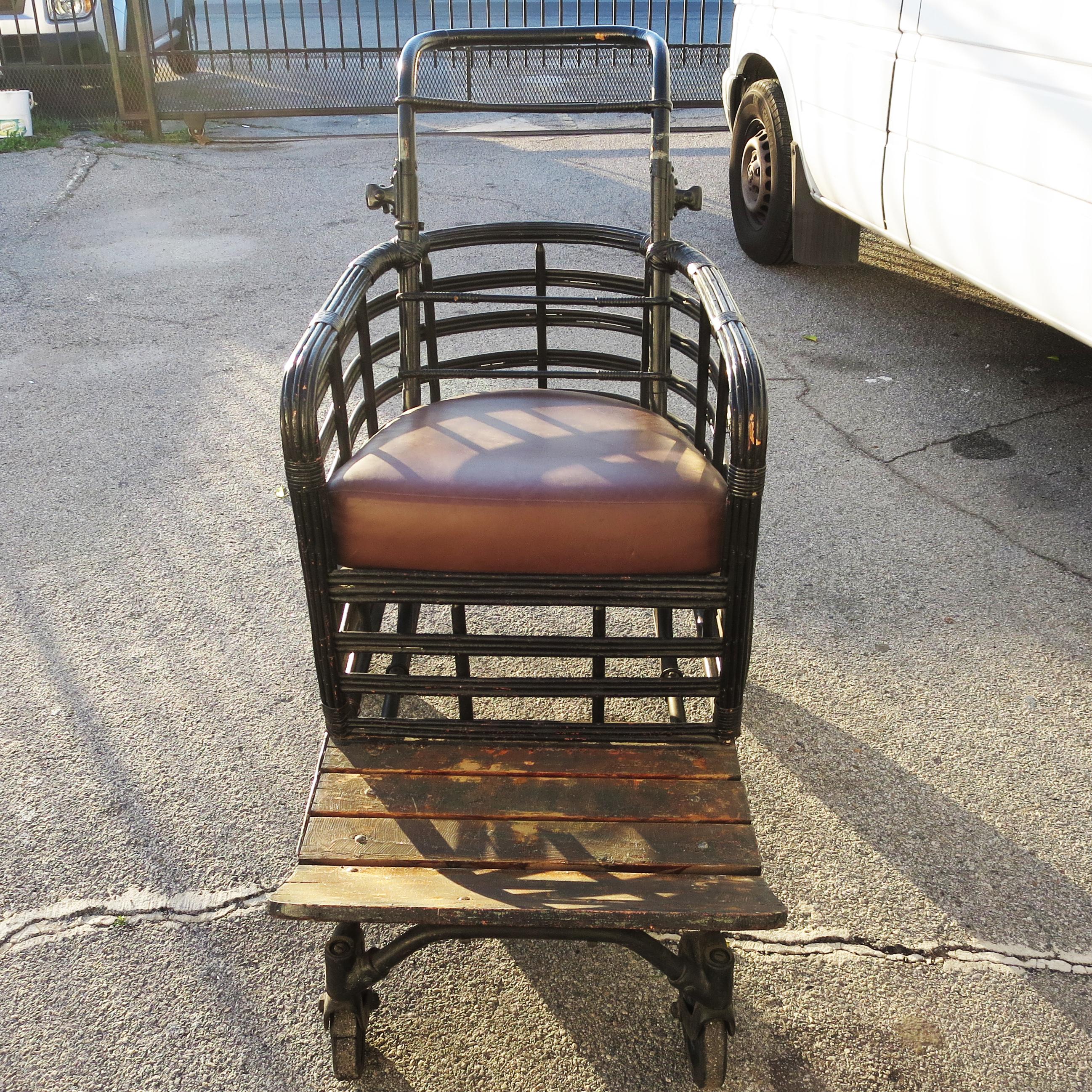 Early 20th Century Boardwalk Stroller Chair in Painted Wicker