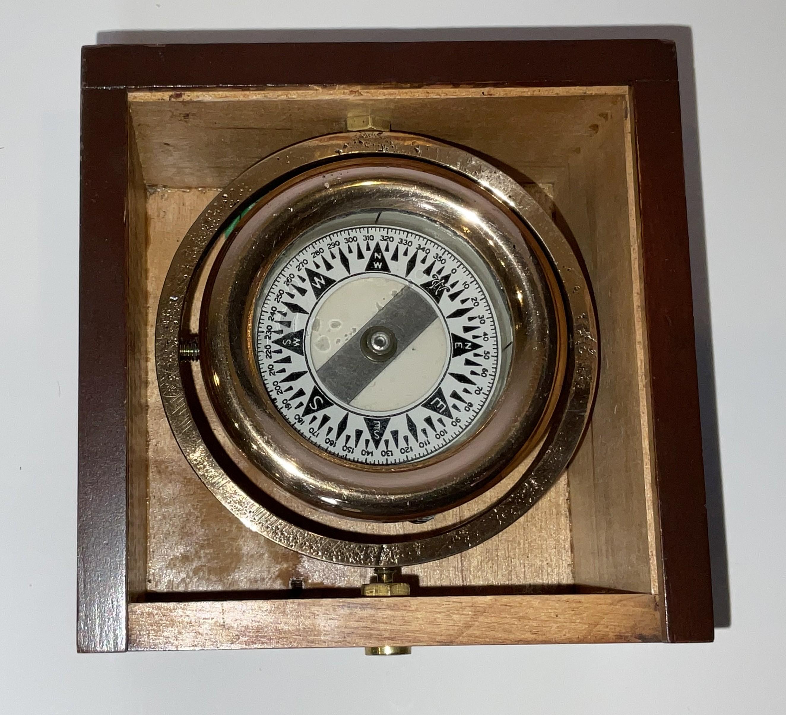 Boat Compass on Gimbal in a Mahogany Box For Sale 5