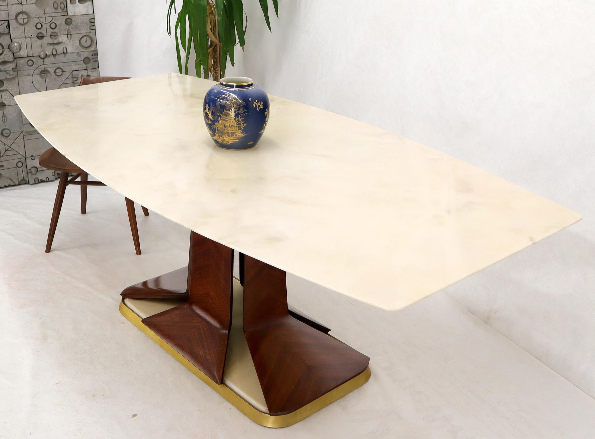 Mesa de Comedor Art Decó con Tablero de Mármol Beige Claro Doblado y Base de Madera Satinada en Forma de Barco en venta 1