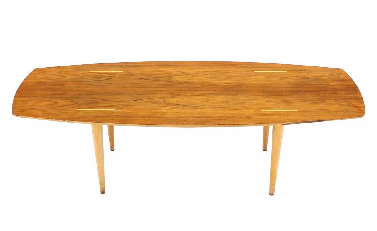 Mid-Century Modern Boat Shape Light Walnut Tapered Birch Exposed Leg Tenon Coffee Table Mid Century For Sale