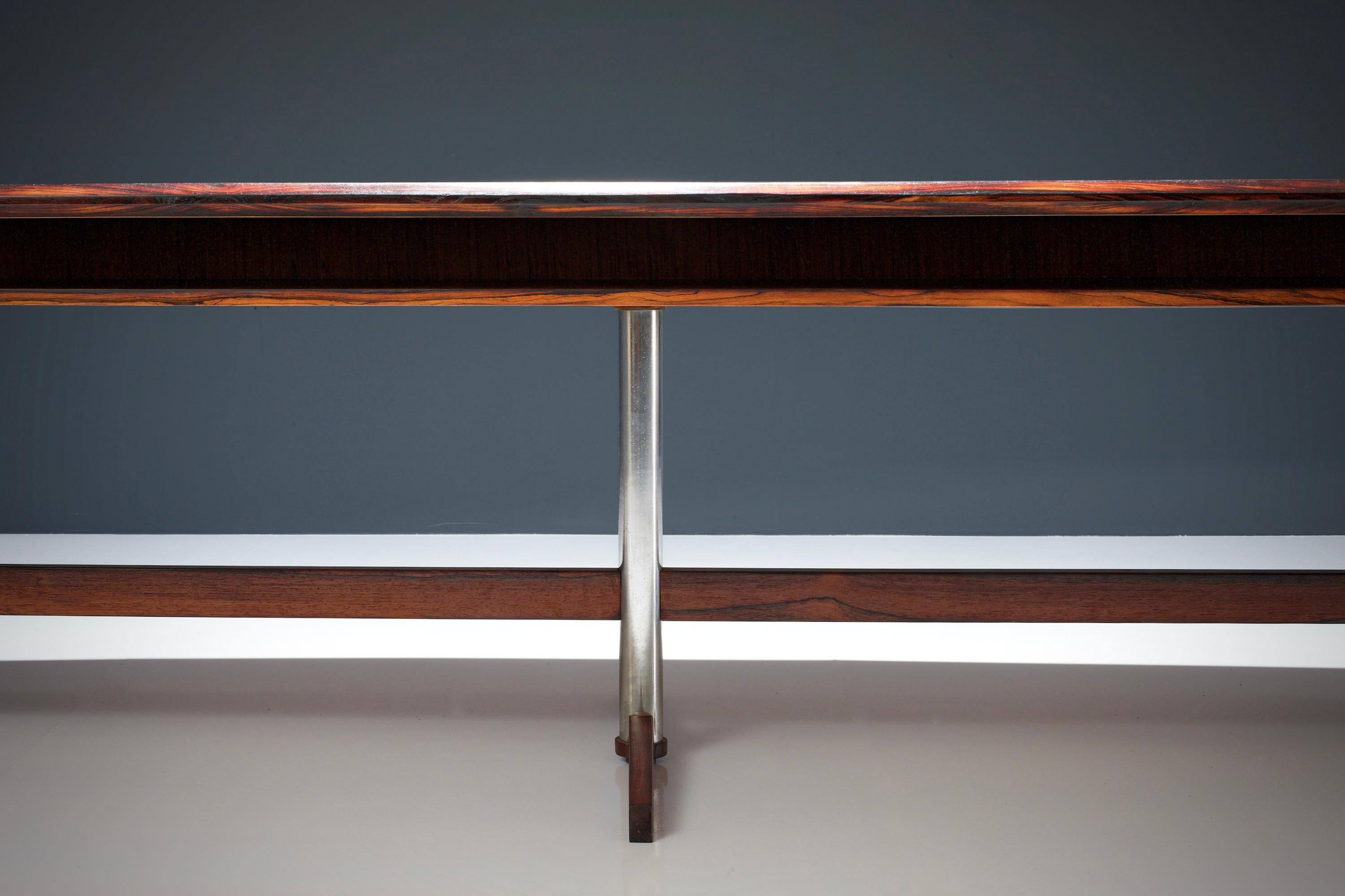 Boat-shaped Dining- / Conference Table in Rosewood and Metal, Denmark, 1960s In Excellent Condition In Amsterdam, NL
