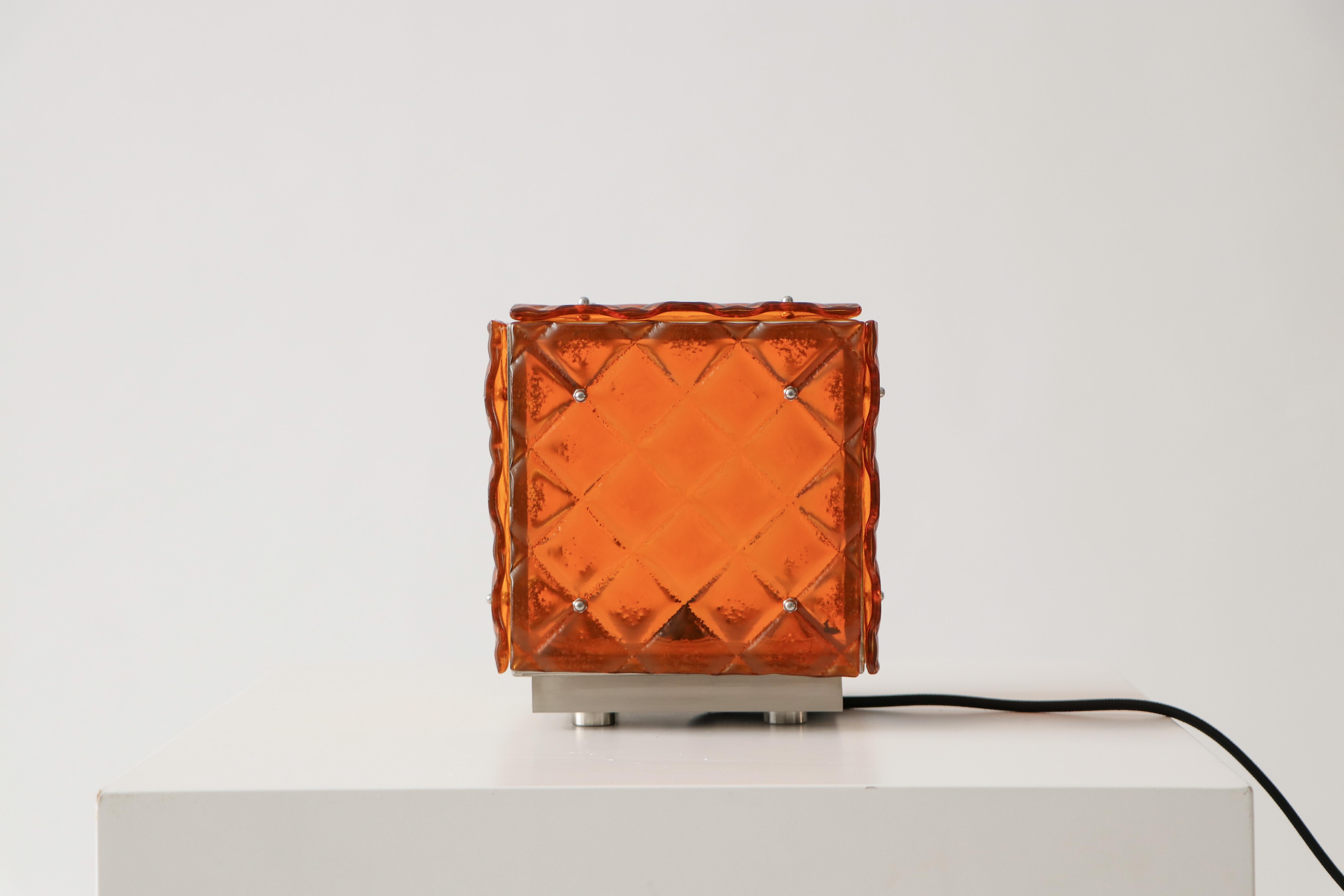 Espagnol Art contemporain fonctionnel orange ambiant en verre fusionné d'artisanat en vente