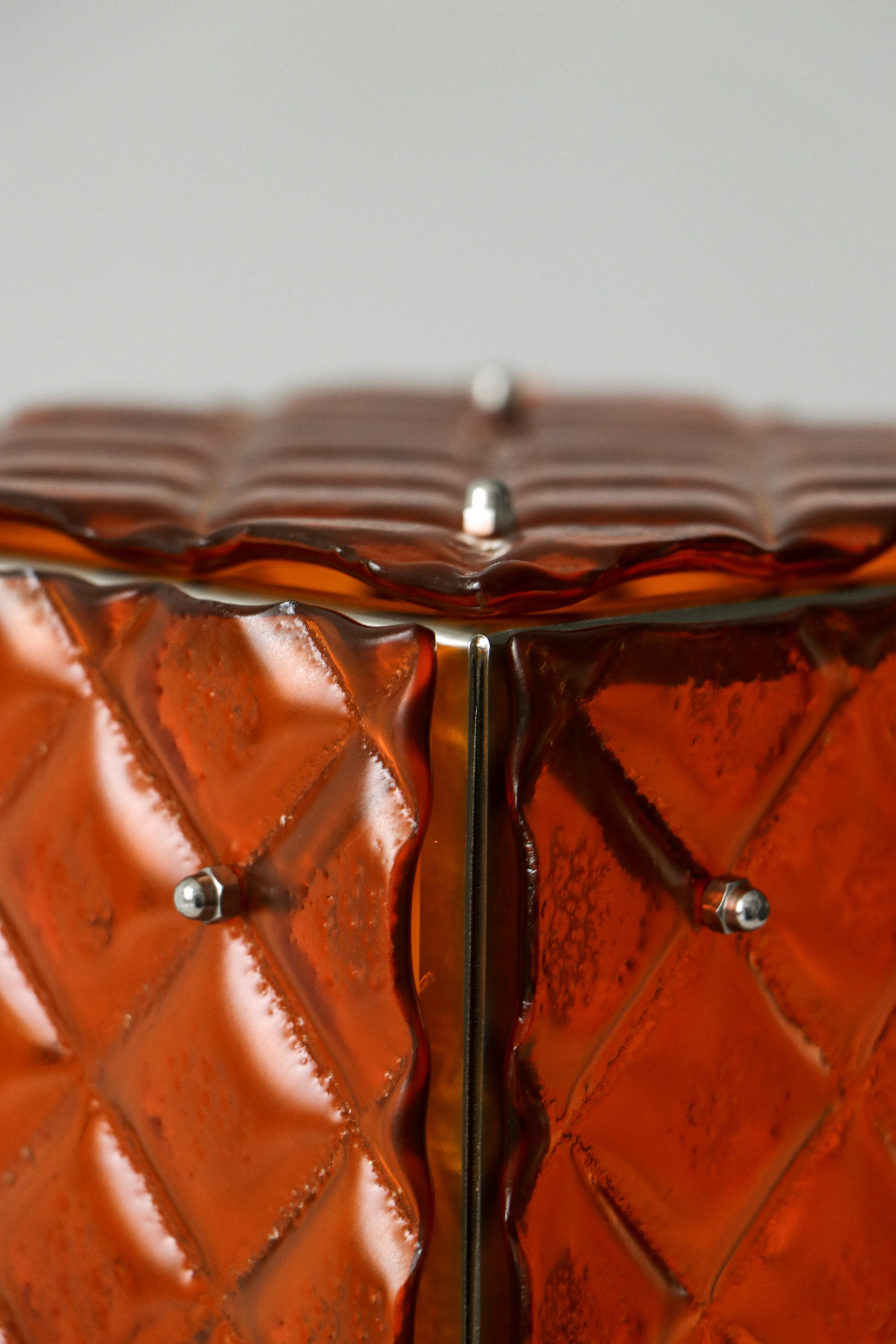 Métal Art contemporain fonctionnel orange ambiant en verre fusionné d'artisanat en vente