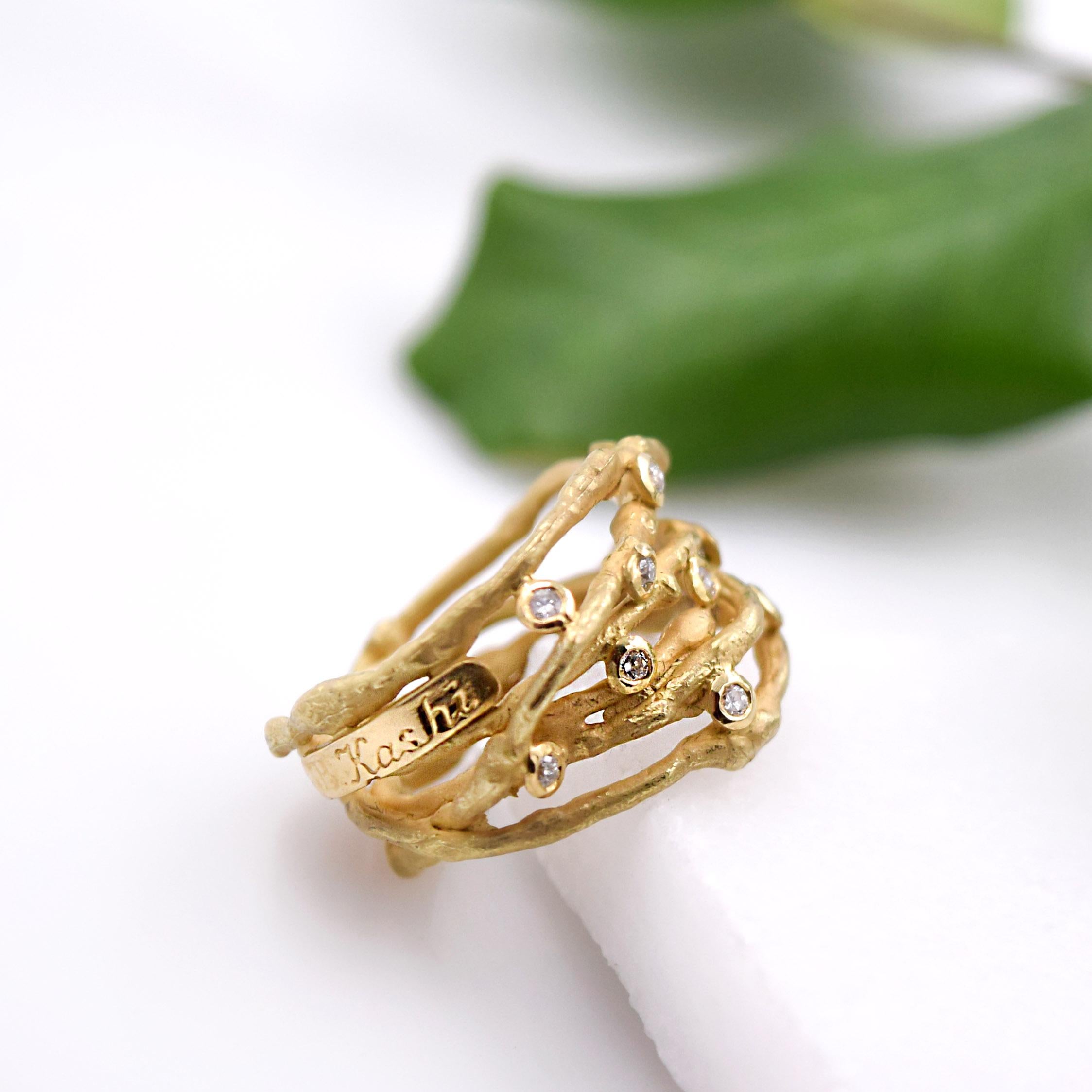 Boaz Kashi 0.22 Carat Diamond Wire Ring in 18 Karat Matte Yellow Gold In New Condition For Sale In Mill Valley, CA