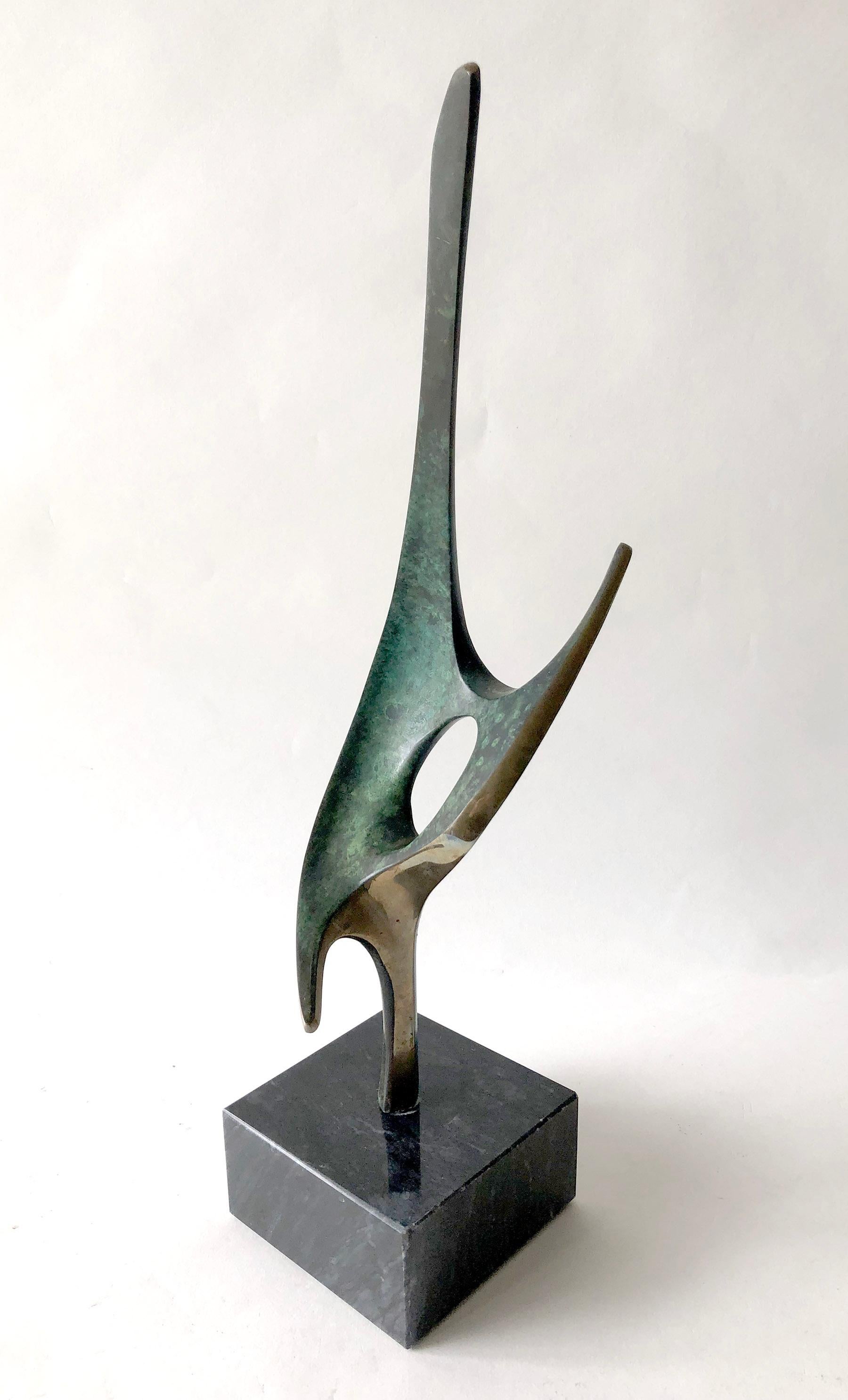 Abstract bronze sculpture by listed artist Bob Bennett, circa 1990. Sculpture measures 17