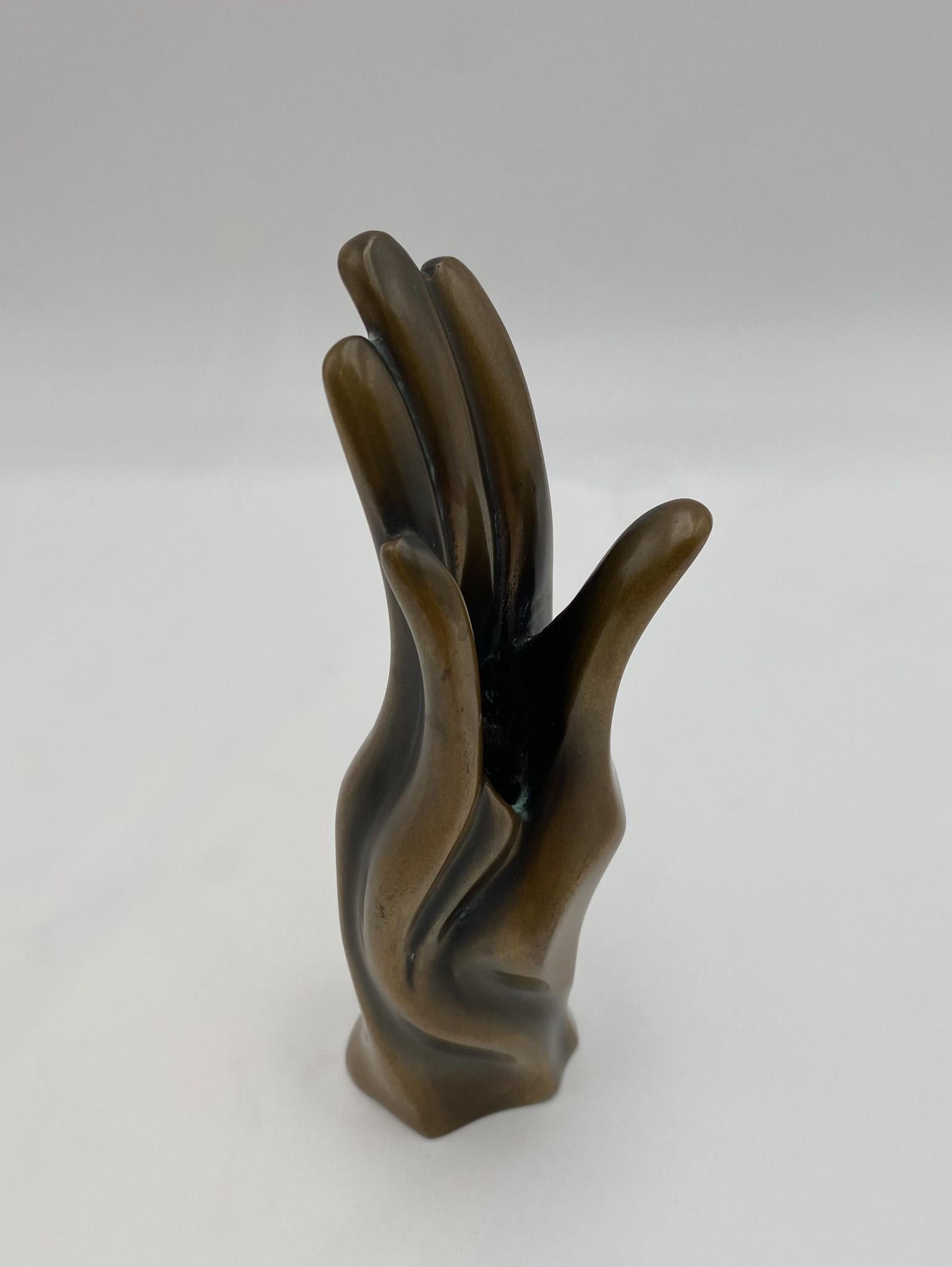 Bob Bennett Signed Bronze Hand Sculpture, USA, 1970's  For Sale 7