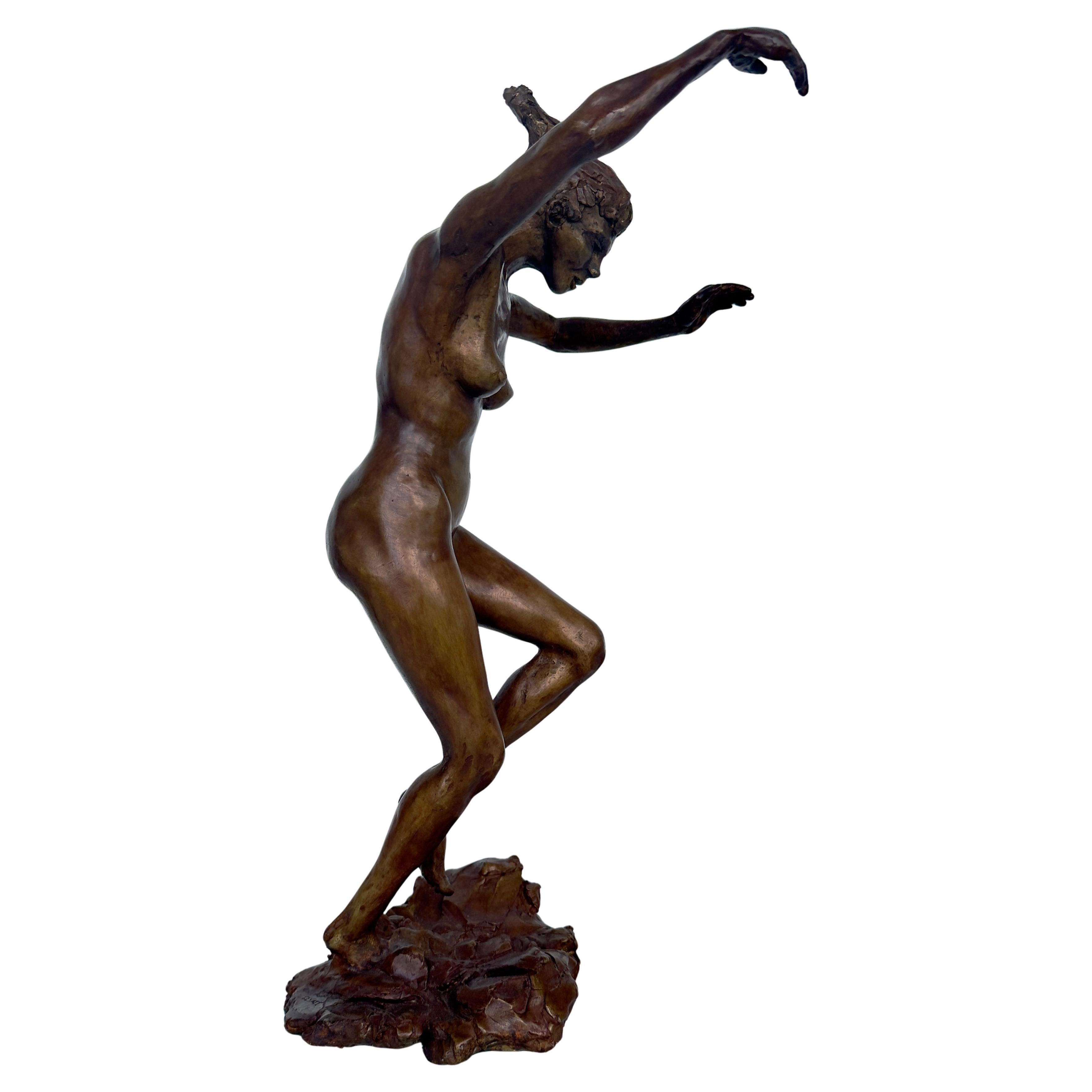 Sculpture en bronze d'un nu sauteur en vente 2