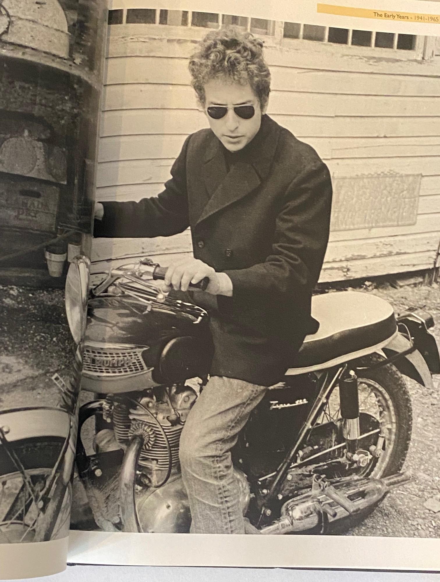 Bob Dylan Signed First Edition Hardover Photography Book His Life In Pictures en vente 8