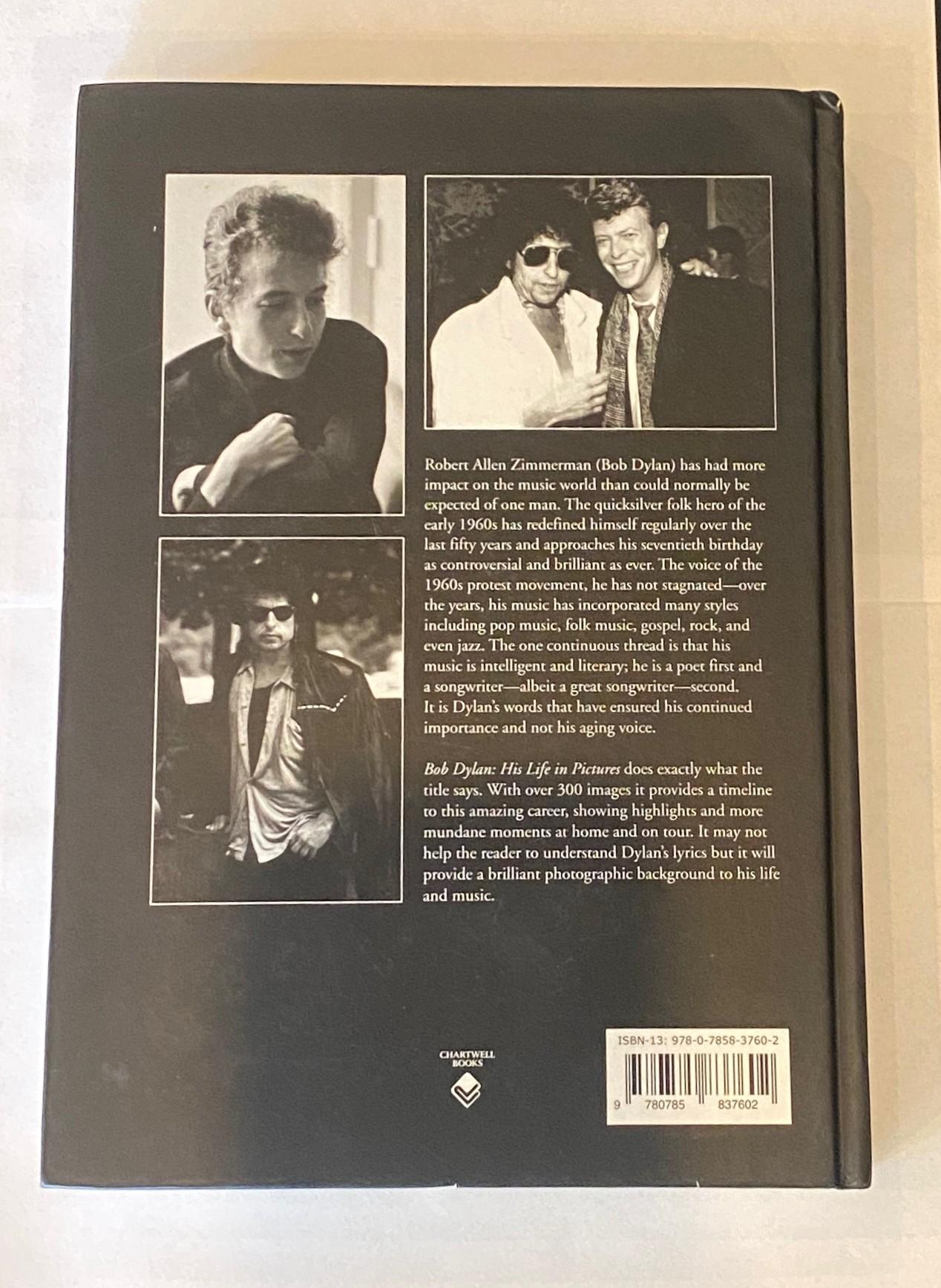 Américain Bob Dylan Signed First Edition Hardover Photography Book His Life In Pictures en vente