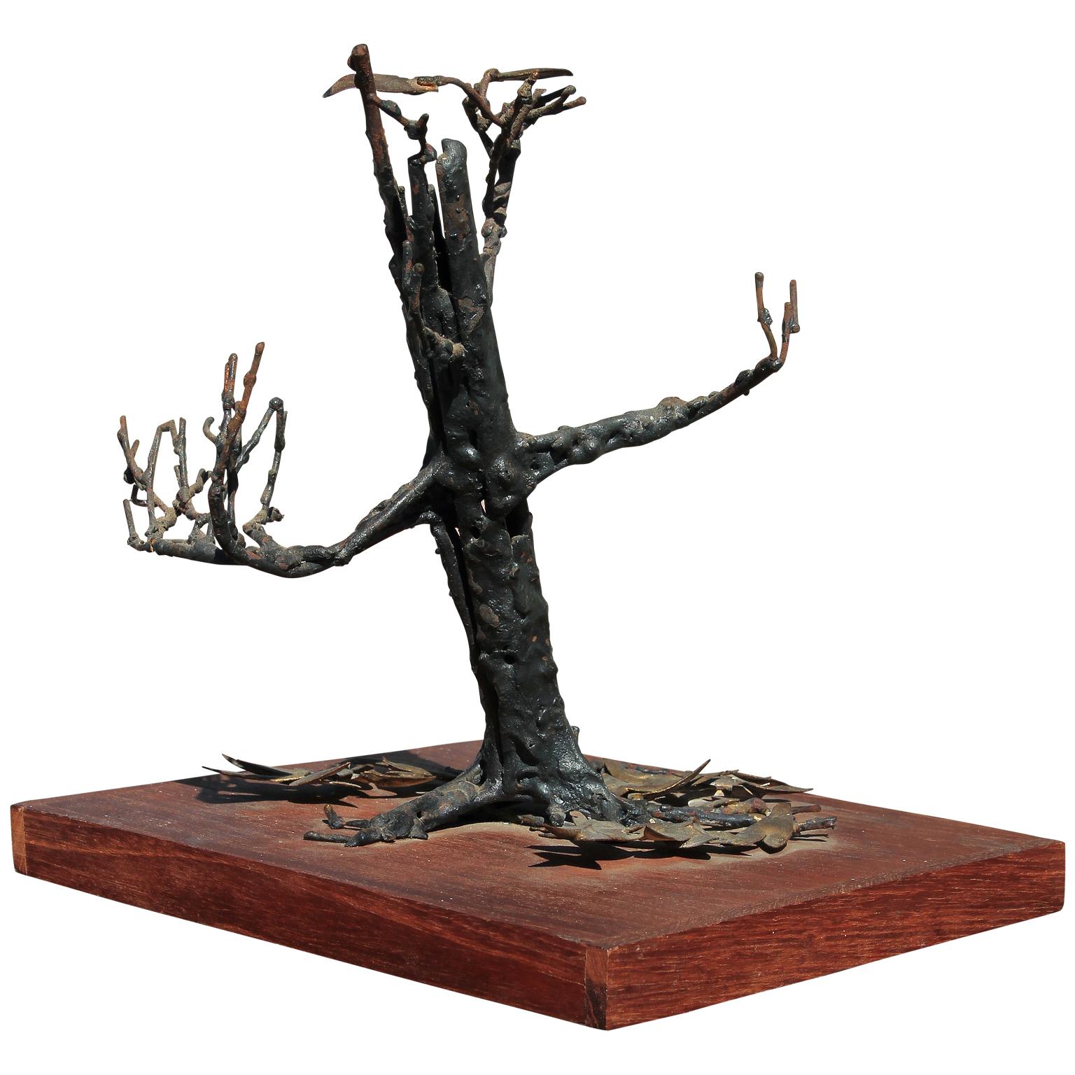 dead tree sculpture