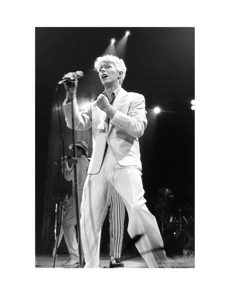 Bob Gruen Black and White Photograph - David Bowie, NYC 1983