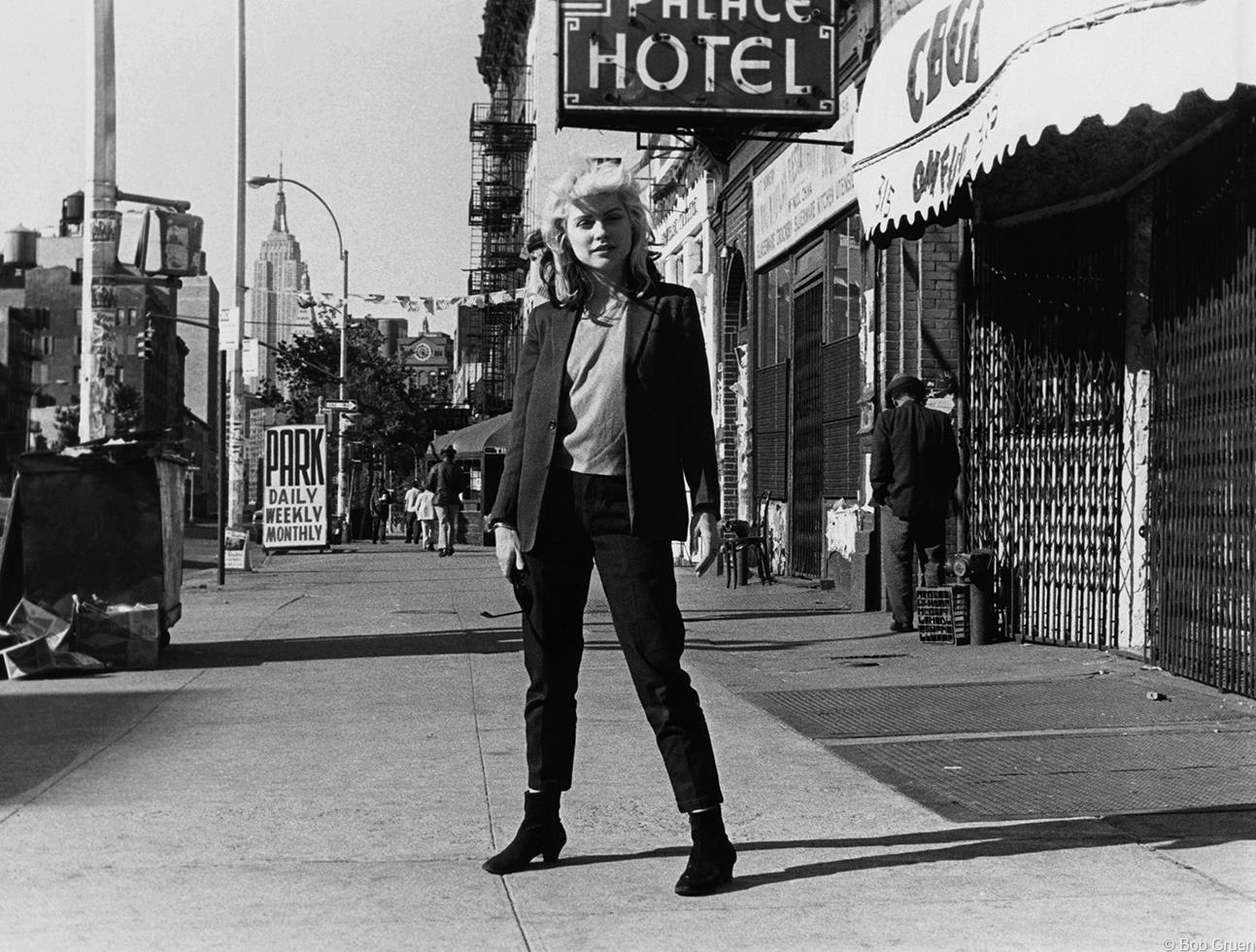 Bob Gruen Portrait Photograph - Debbie Harry, NYC, 1977