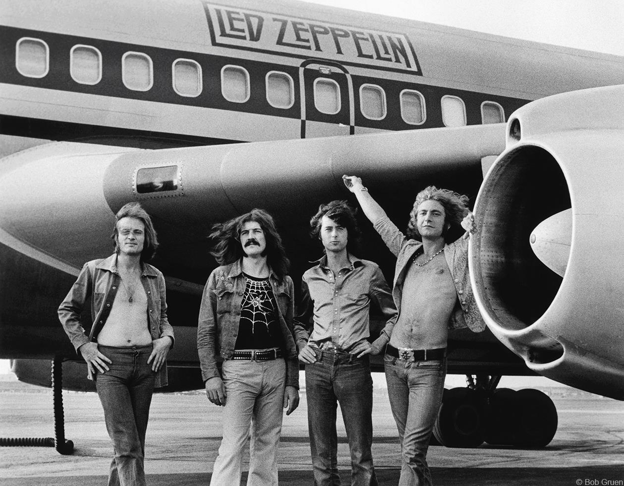 Bob Gruen Portrait Photograph - Led Zeppelin in front of The Starship, 1973