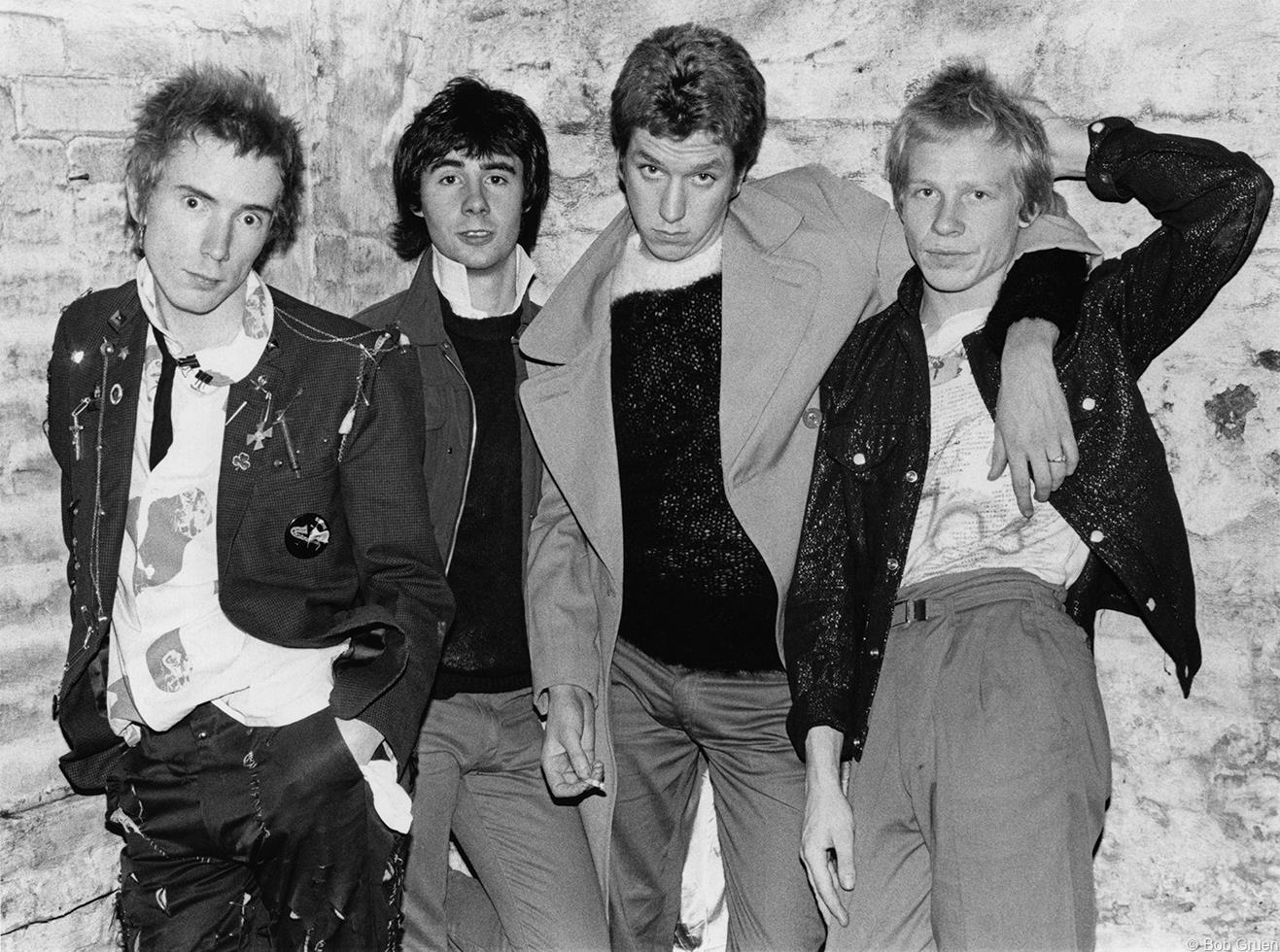 Bob Gruen Portrait Photograph - Sex Pistols, London, England 1976
