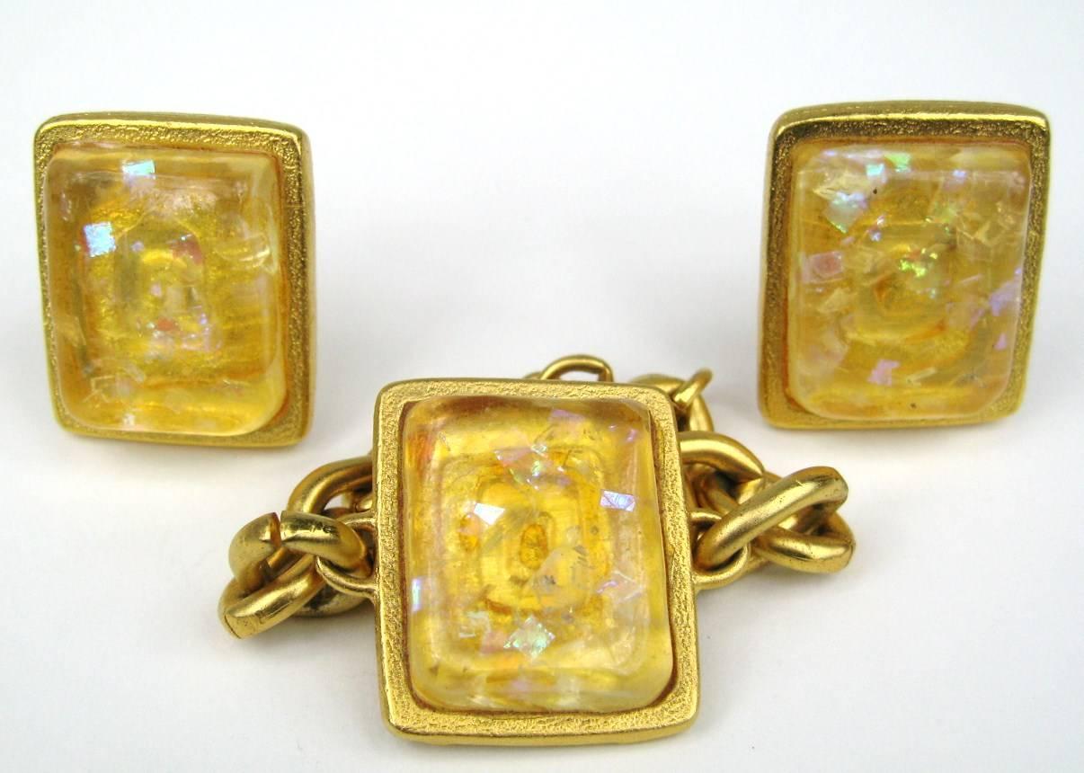 Bob House Gold Speckle Glass Bracelet & Earrings set 1990s In New Condition For Sale In Wallkill, NY