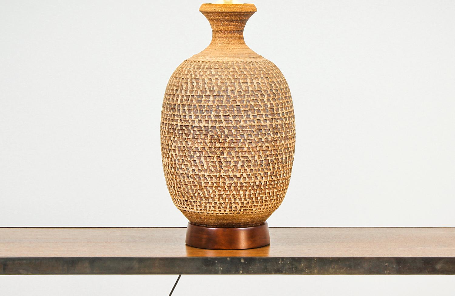 American Bob Kinzie “Z-Series” Ceramic Table Lamp for Affiliated Craftsmen