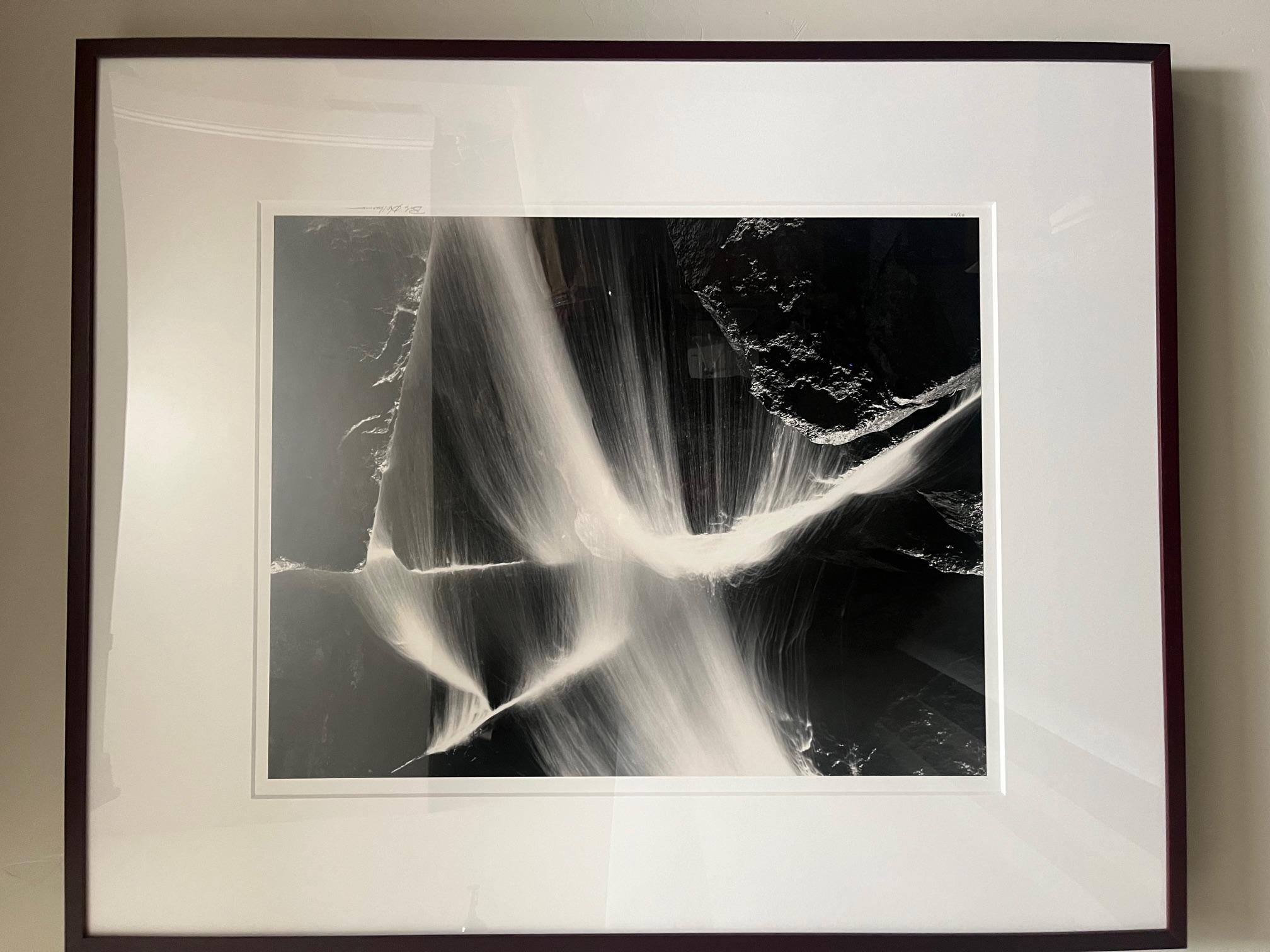 Cascata, Parco Nazionale dello Yosemite - Photograph di Bob Kolbrener