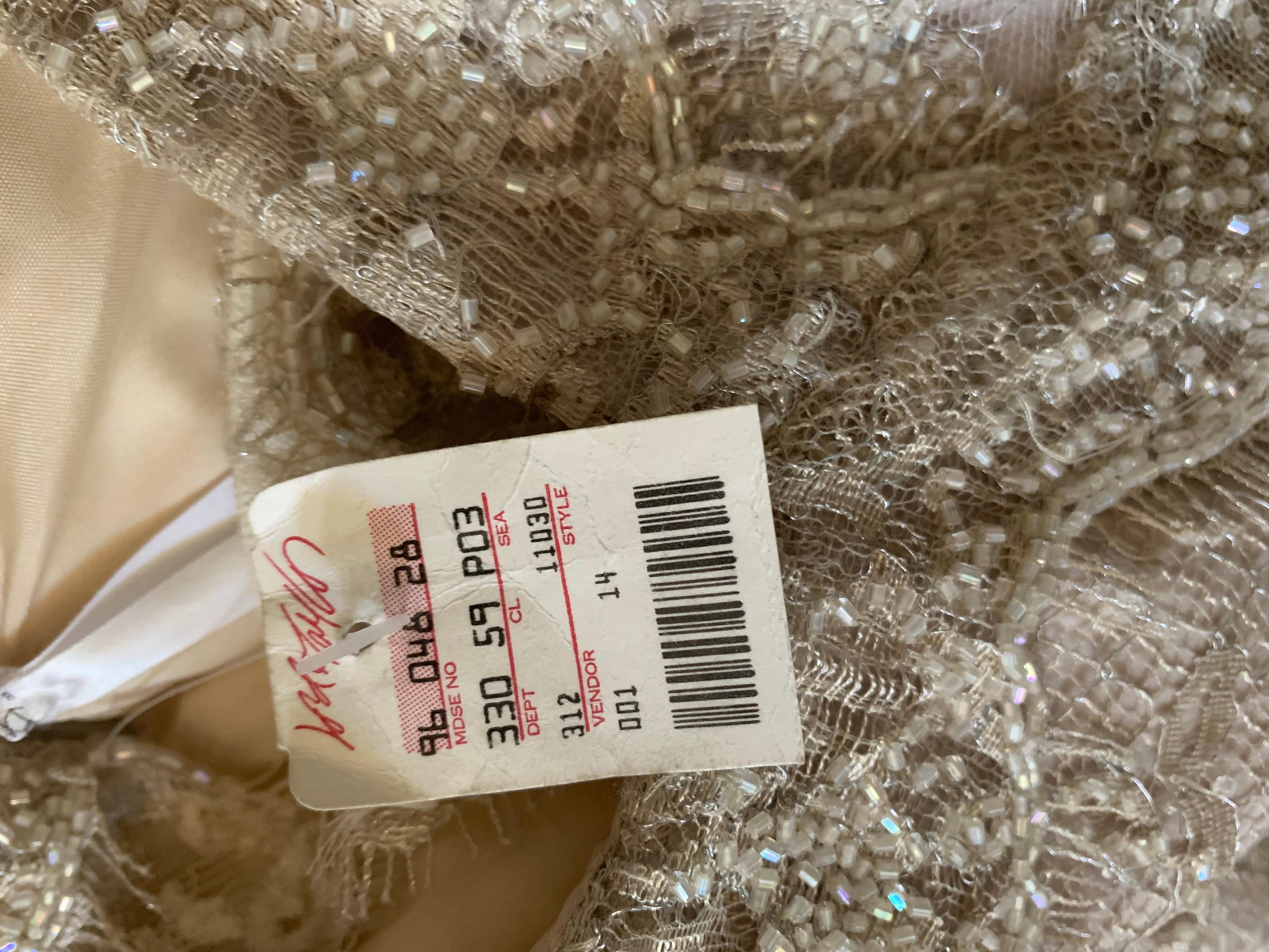Bob Mackie - Robe de soirée en dentelle perlée, épaules dénudées, taille 6 en vente 15