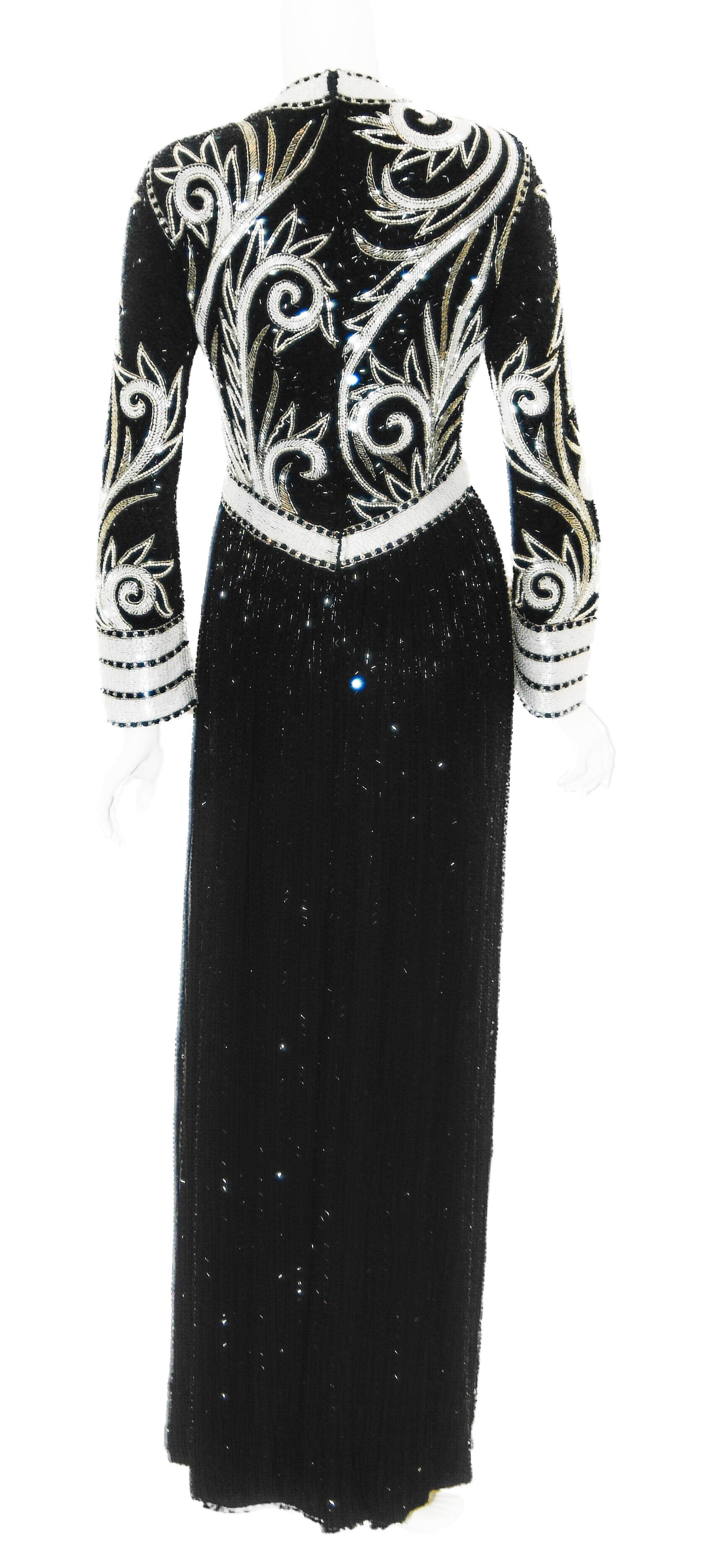Bob Mackie Black & White Fully Beaded Gown In Excellent Condition For Sale In Palm Beach, FL