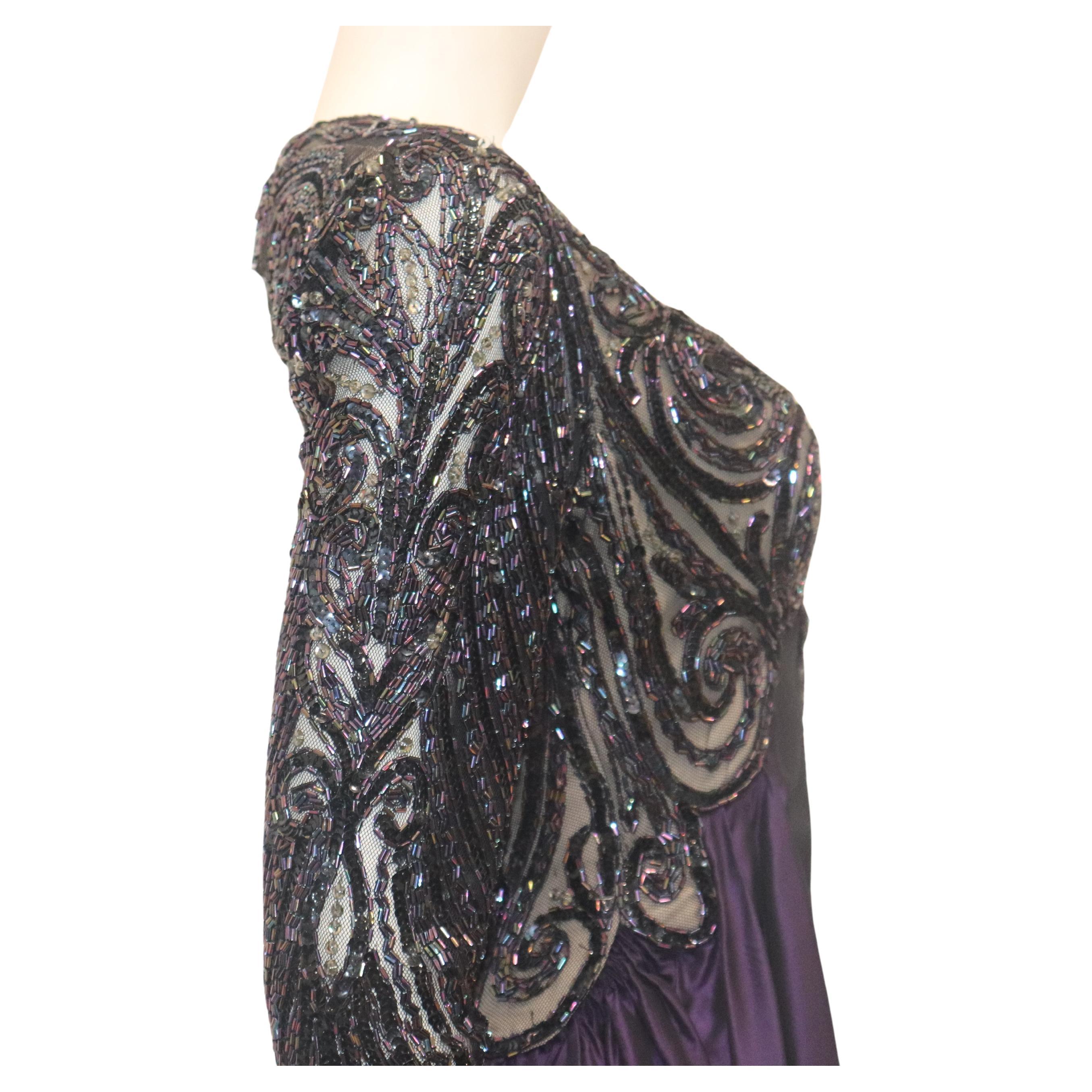 BOB MACKIE Lila Tea Length-Kleid mit perlenbesetztem Mieder und Ärmeln und offenem Rückenausschnitt im Angebot 5