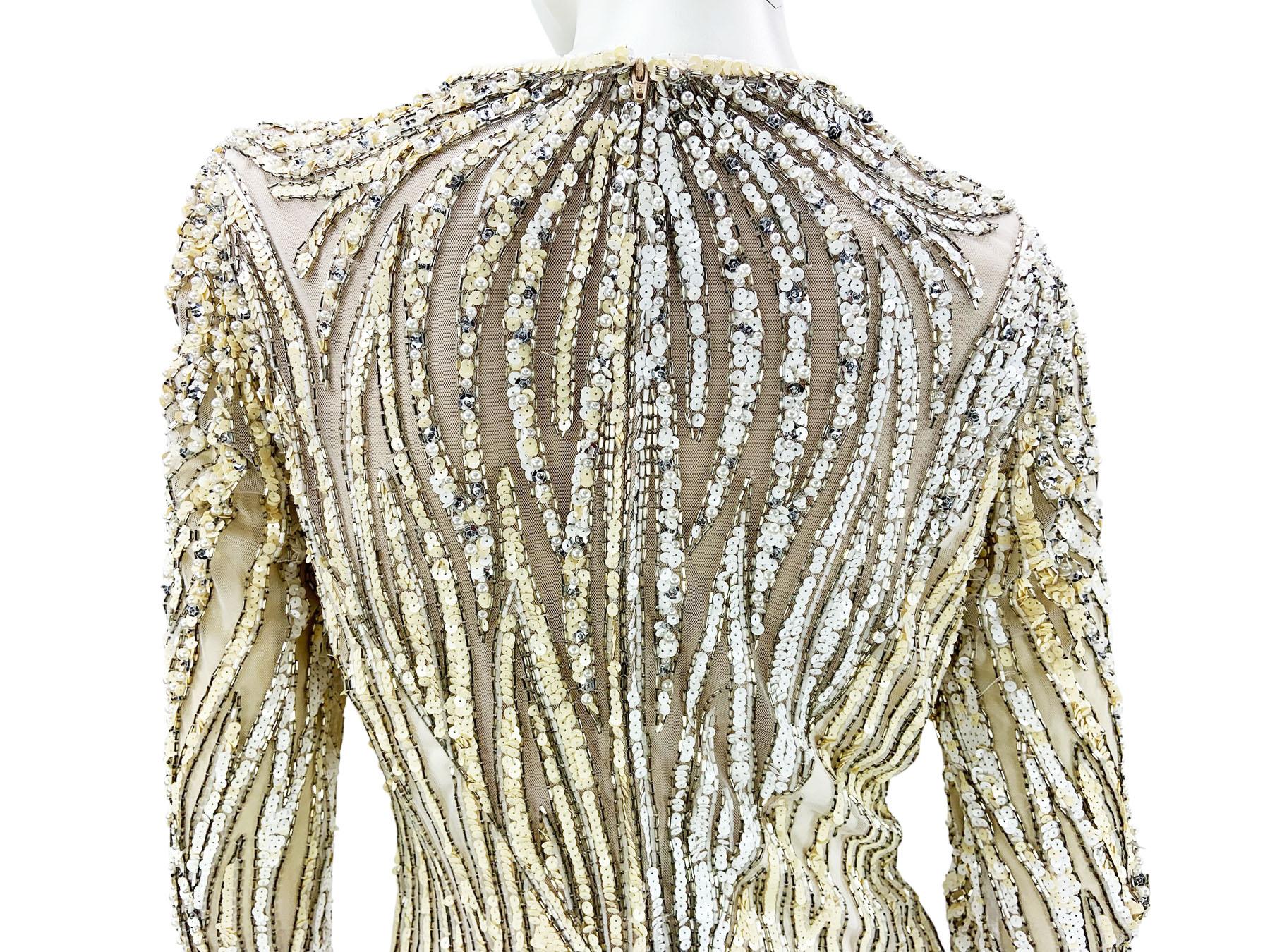 Bob Mackie Vintage Mini Vestido de Noche Blanco y Amarillo Adornado con Perlas y Lentejuelas en venta 4