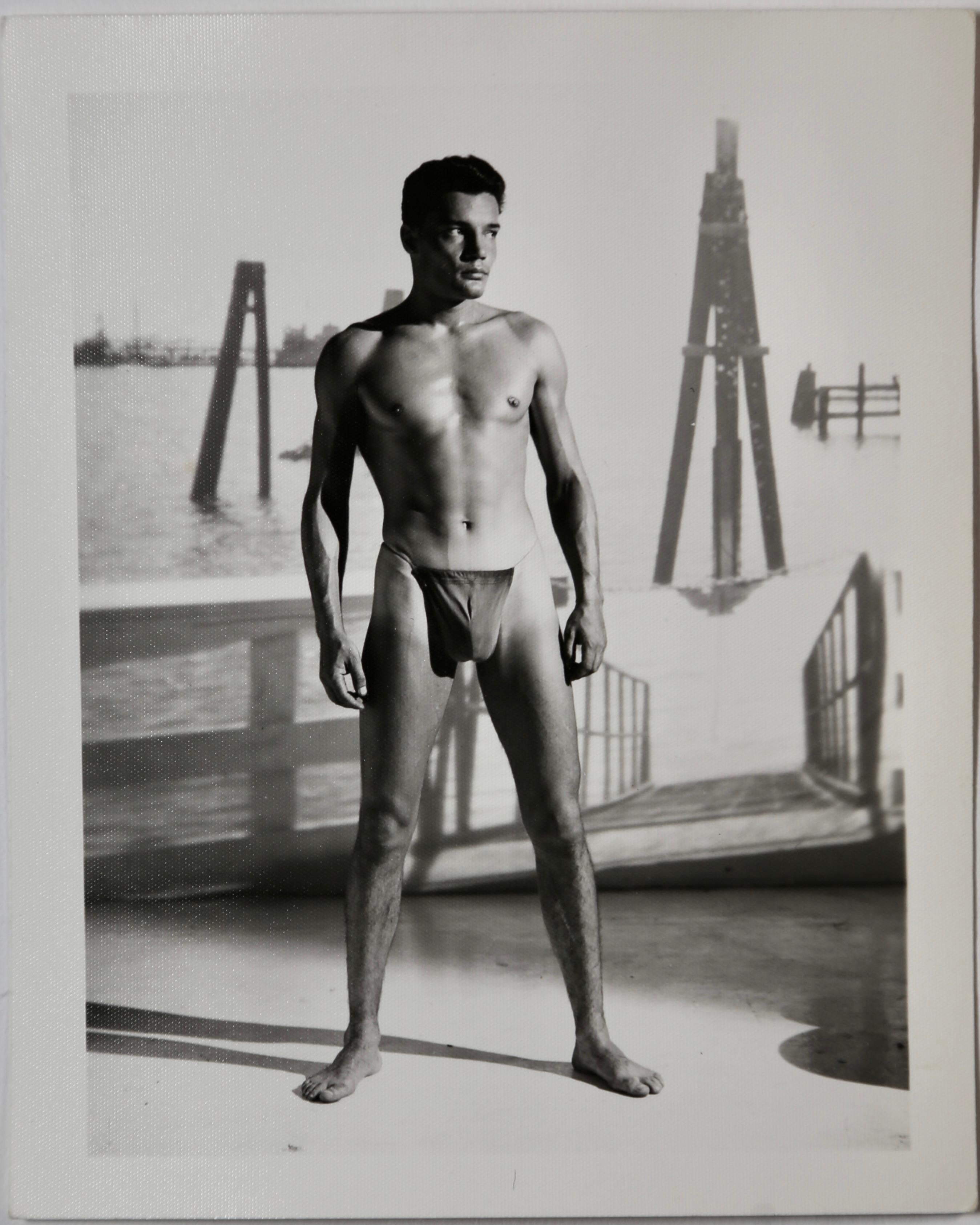 BOB MIZER  ATHLETIC MODEL GUILD 1950s Vintage 12 Photograph Series - Rome of Old in vendita 8