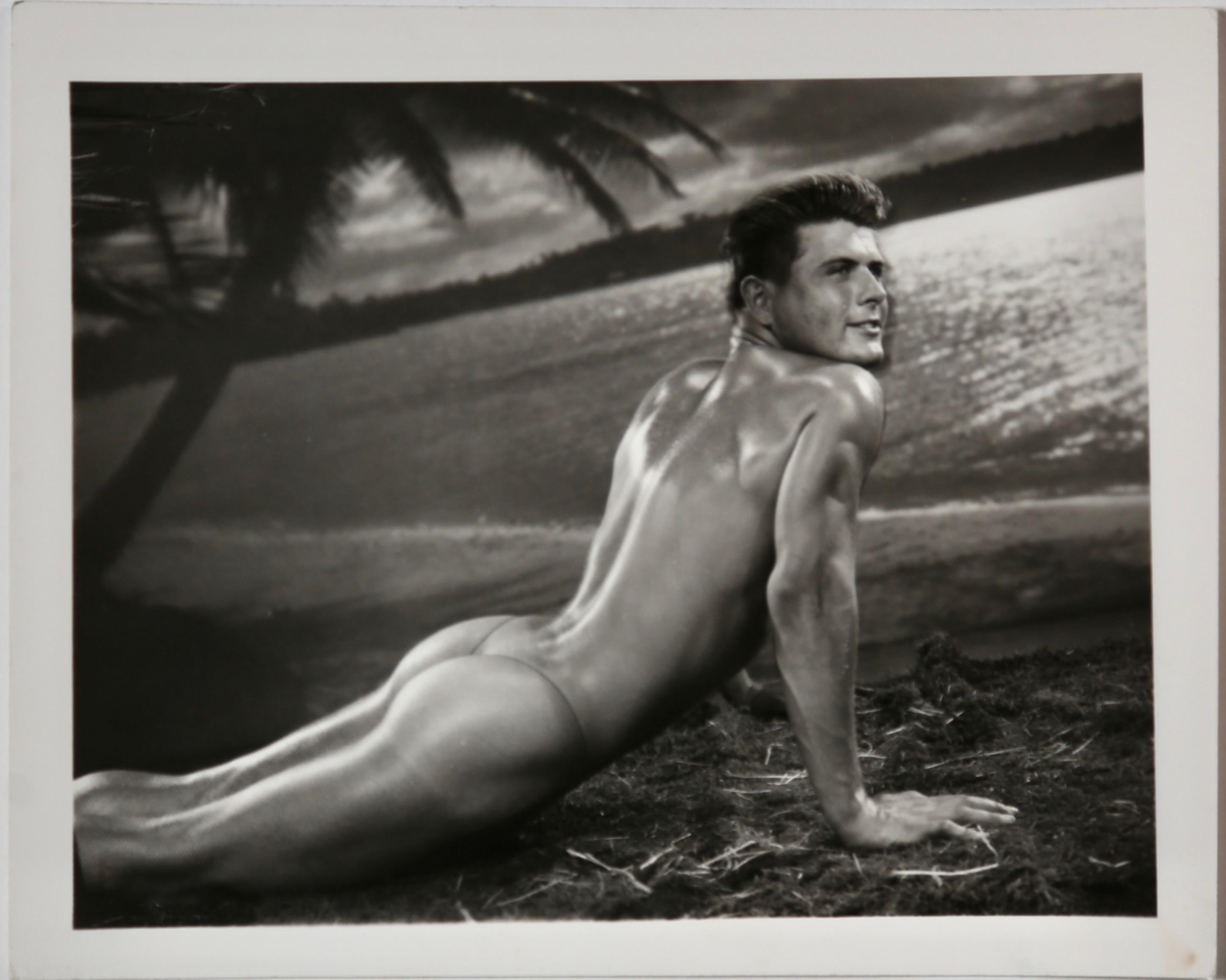 BOB MIZER  ATHLETIC MODEL GUILD 1950s Vintage 12 Photograph Series - Rome of Old in vendita 9